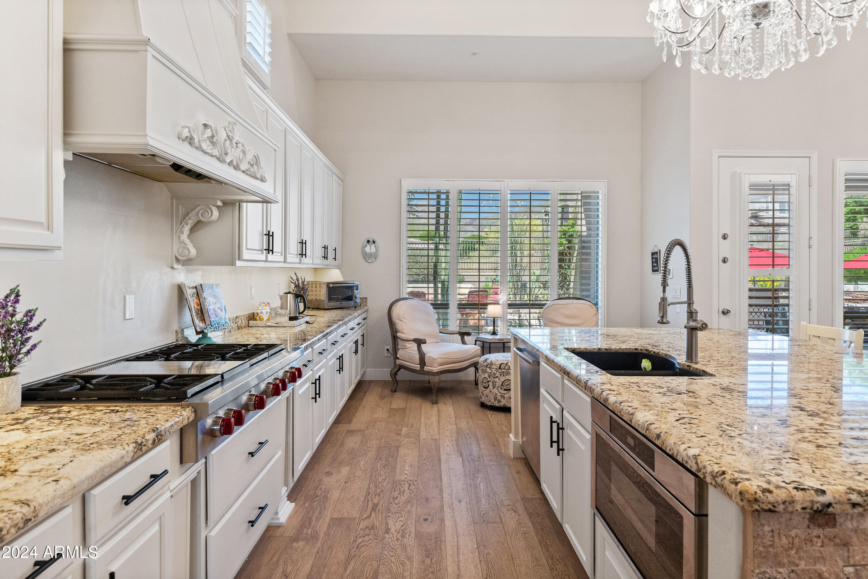 10914 E GELDING Drive