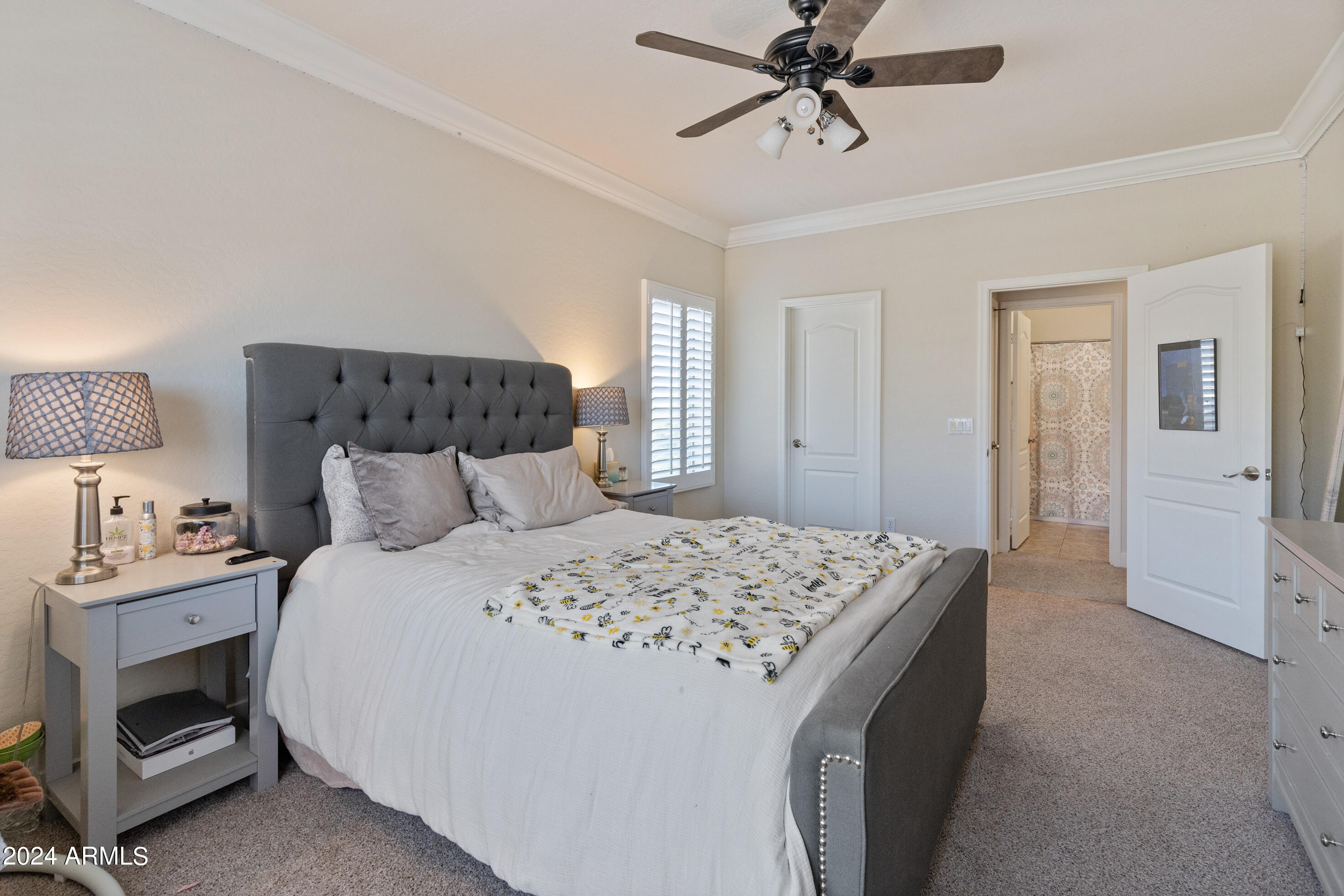 10914 E GELDING Drive