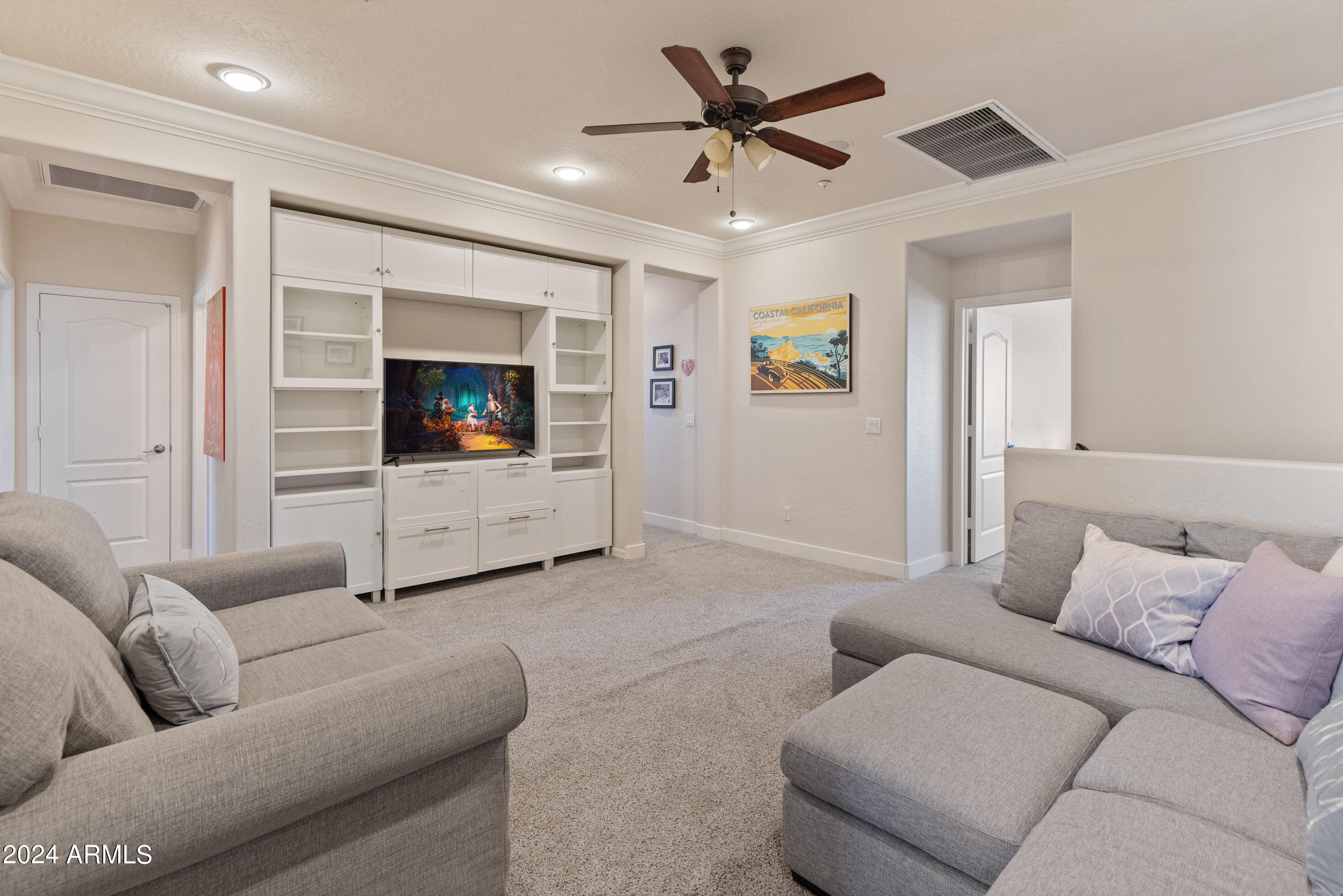 10914 E GELDING Drive