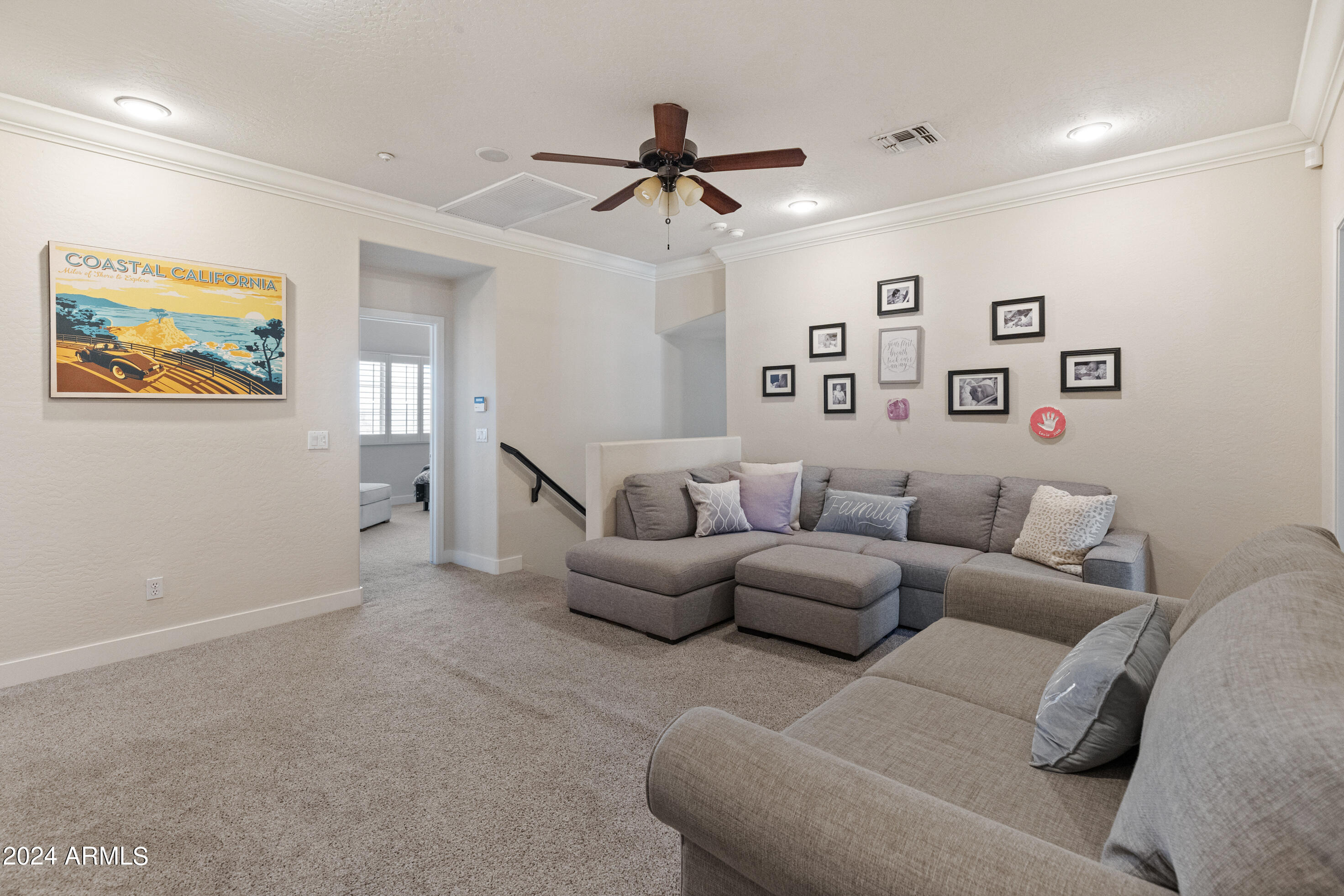 10914 E GELDING Drive