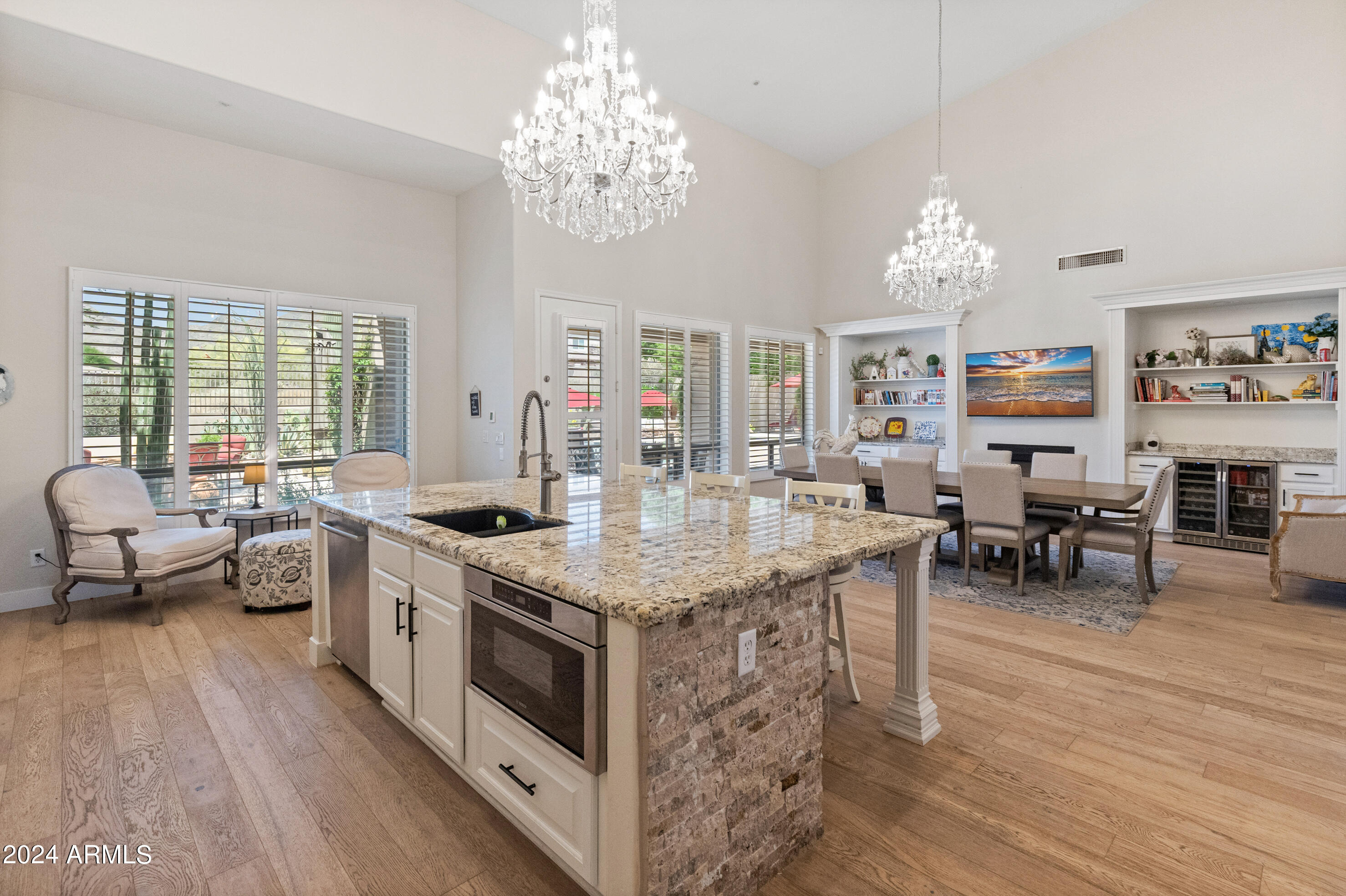 10914 E GELDING Drive