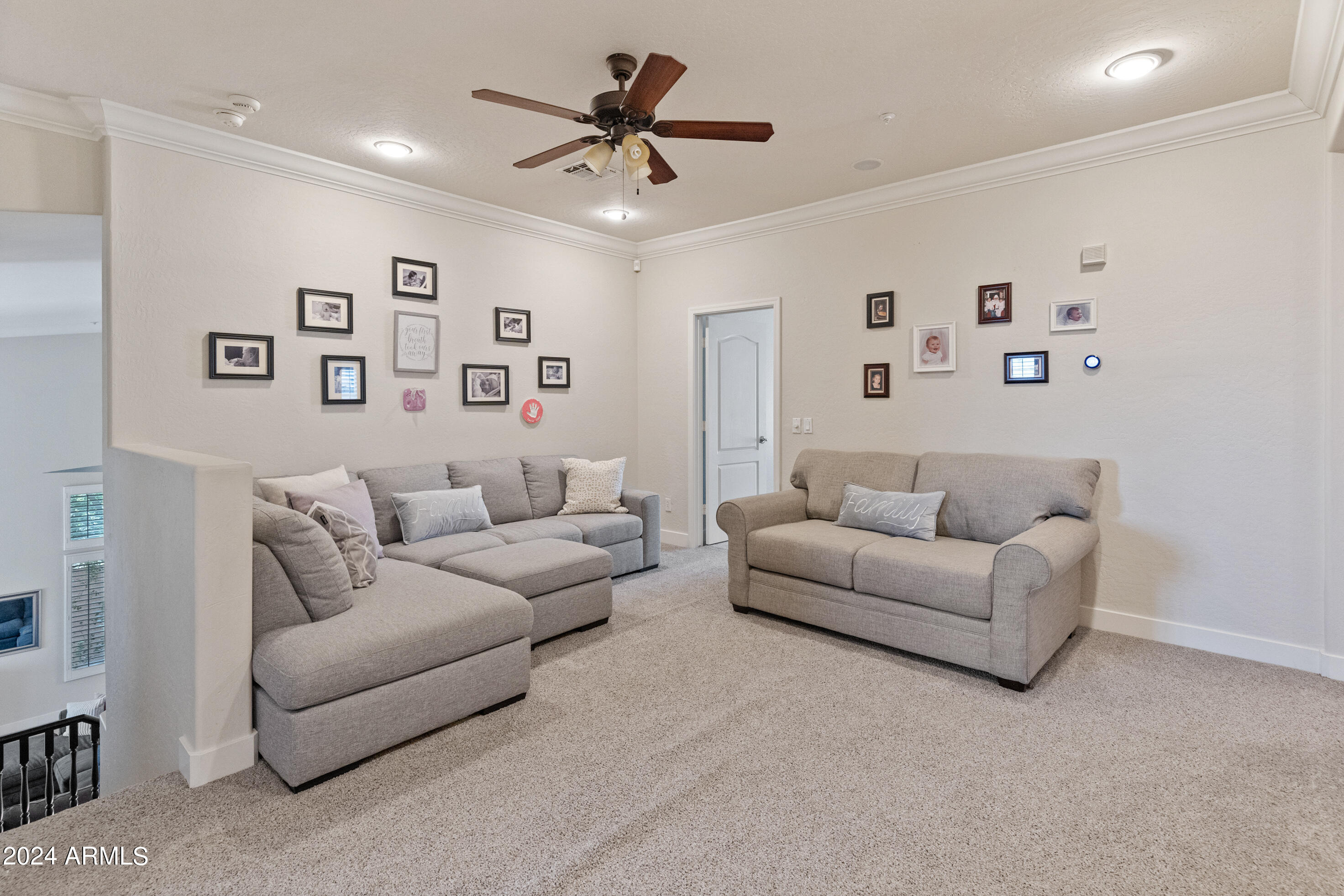 10914 E GELDING Drive