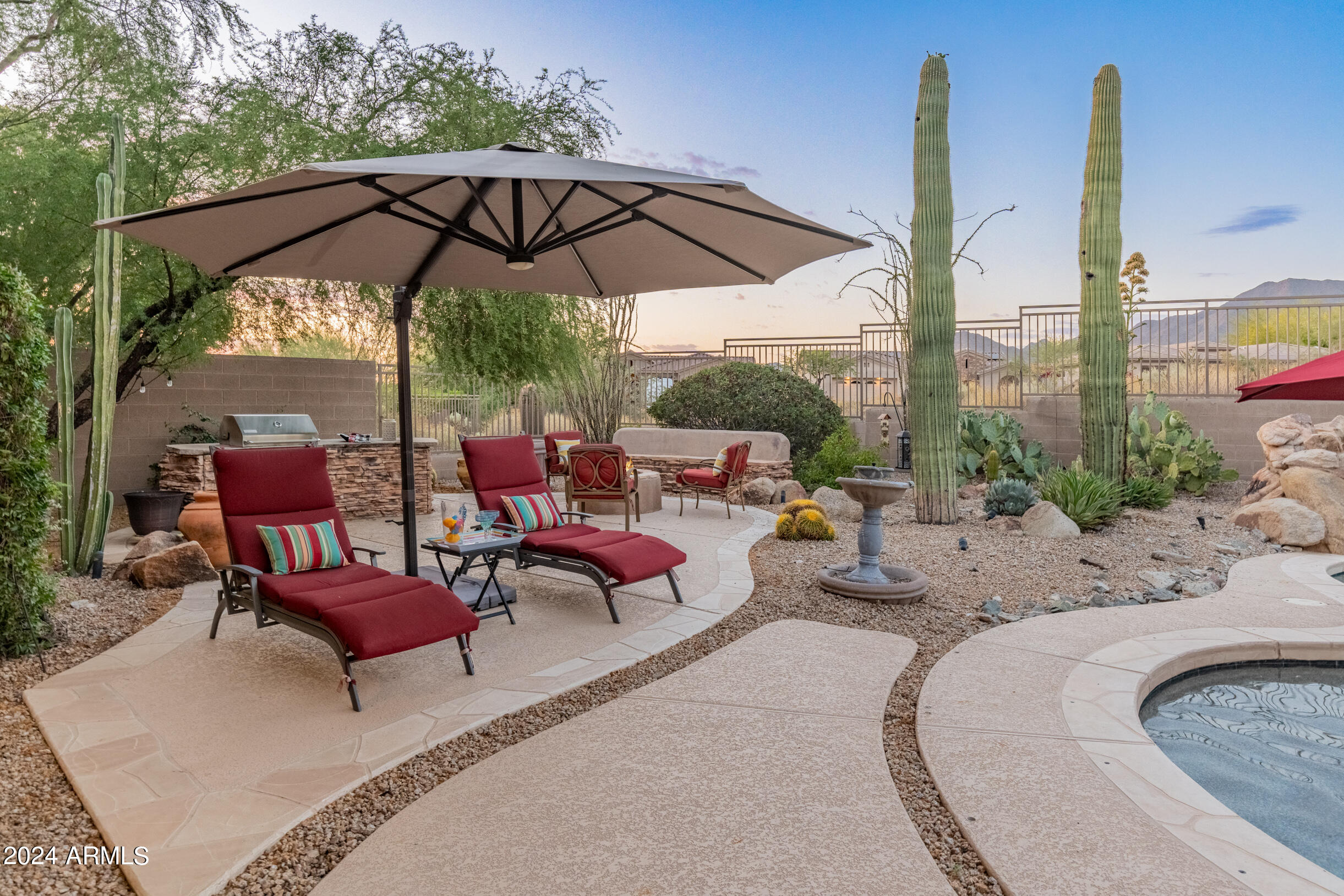 10914 E GELDING Drive
