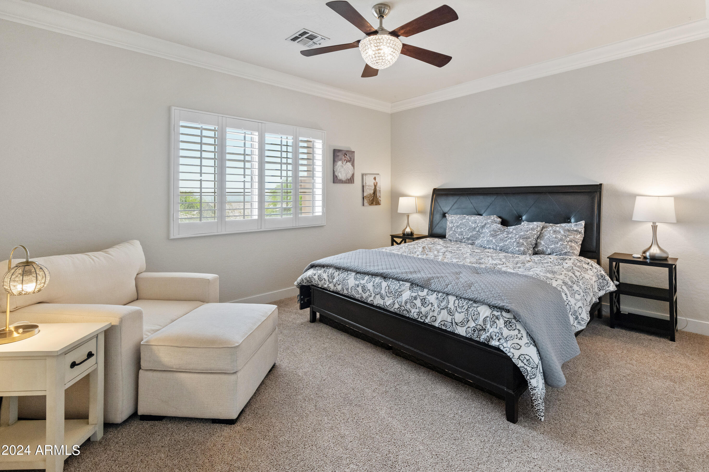 10914 E GELDING Drive