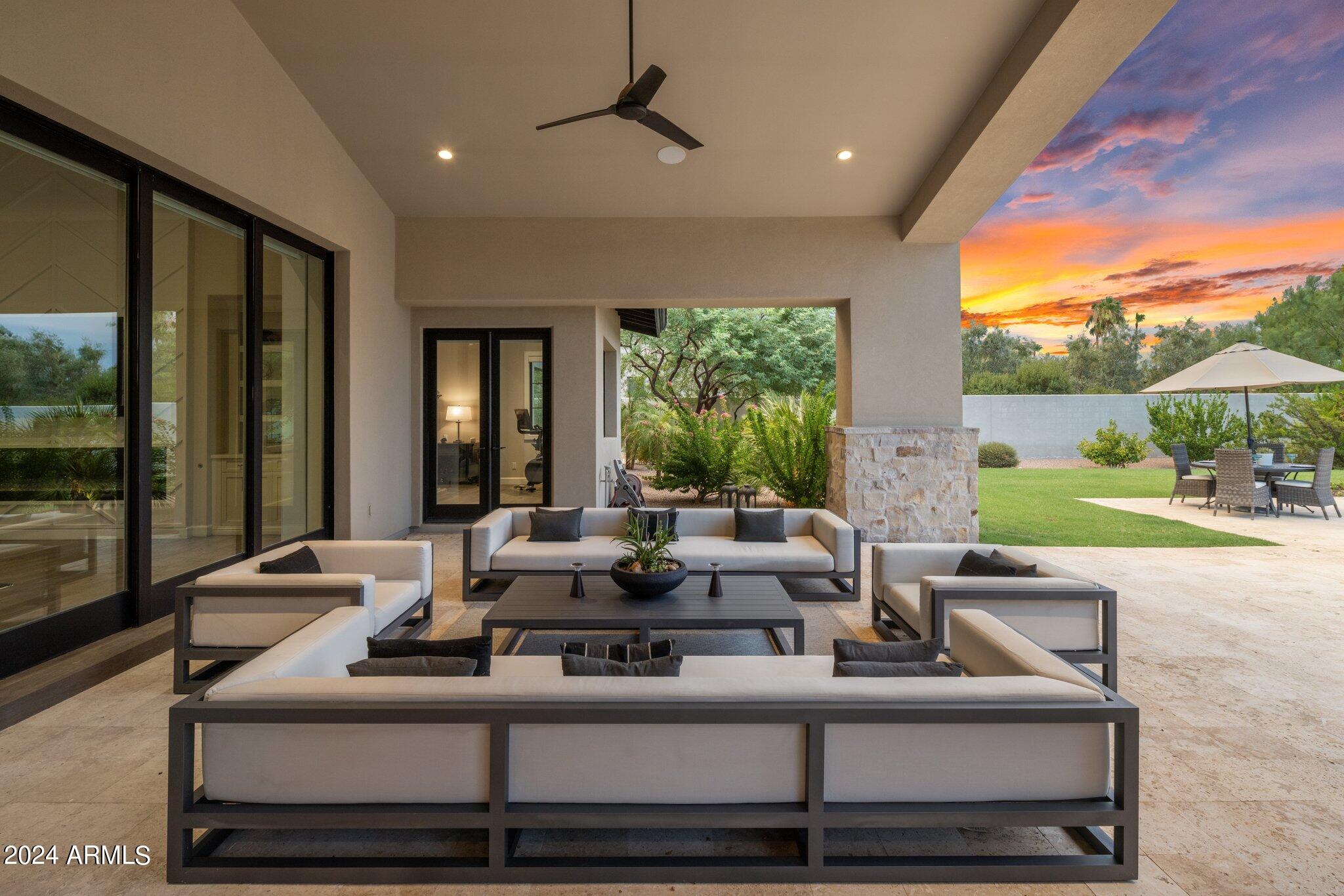 10867 E LAUREL Lane