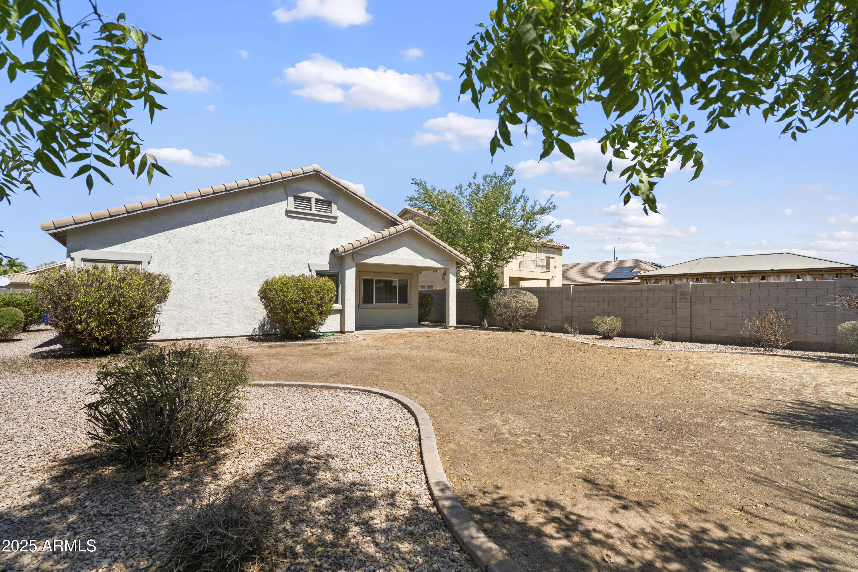 4561 E WESTCHESTER Drive