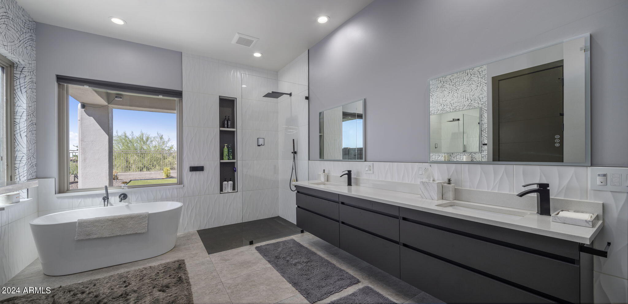 10742 E GELDING Drive