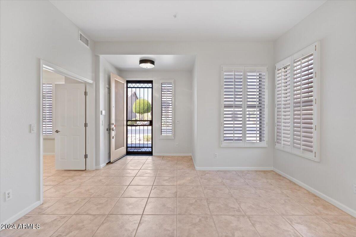 10851 E LE MARCHE Drive
