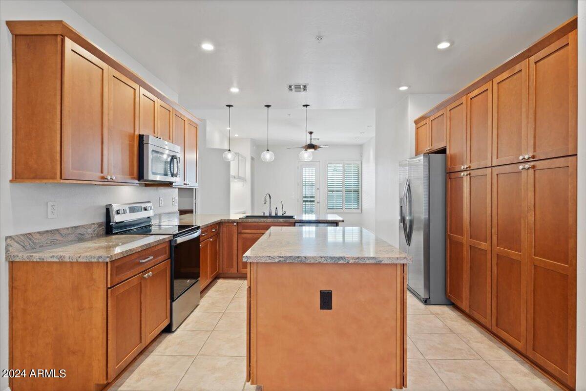 10851 E LE MARCHE Drive