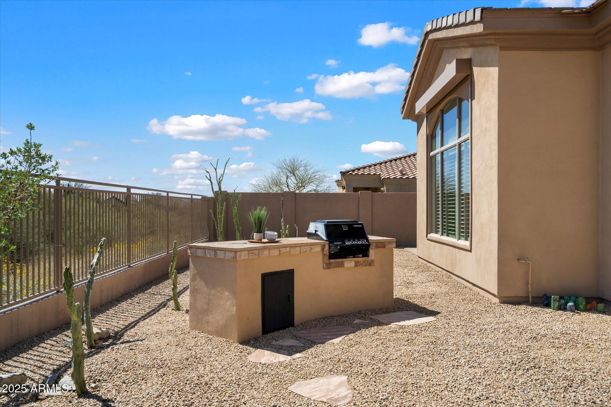 10613 E BLANCHE Drive