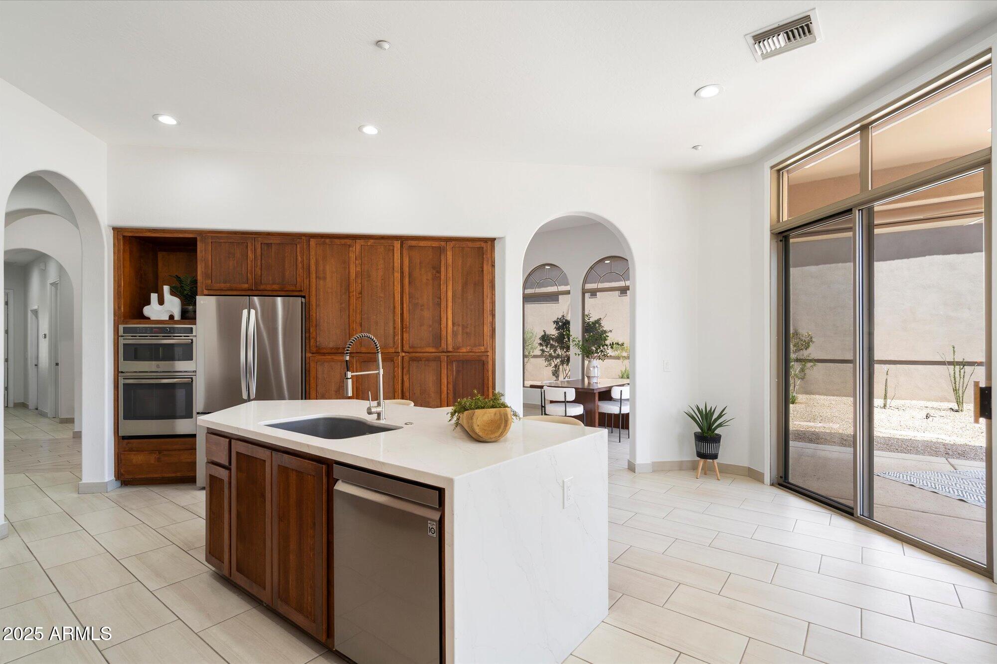 10613 E BLANCHE Drive