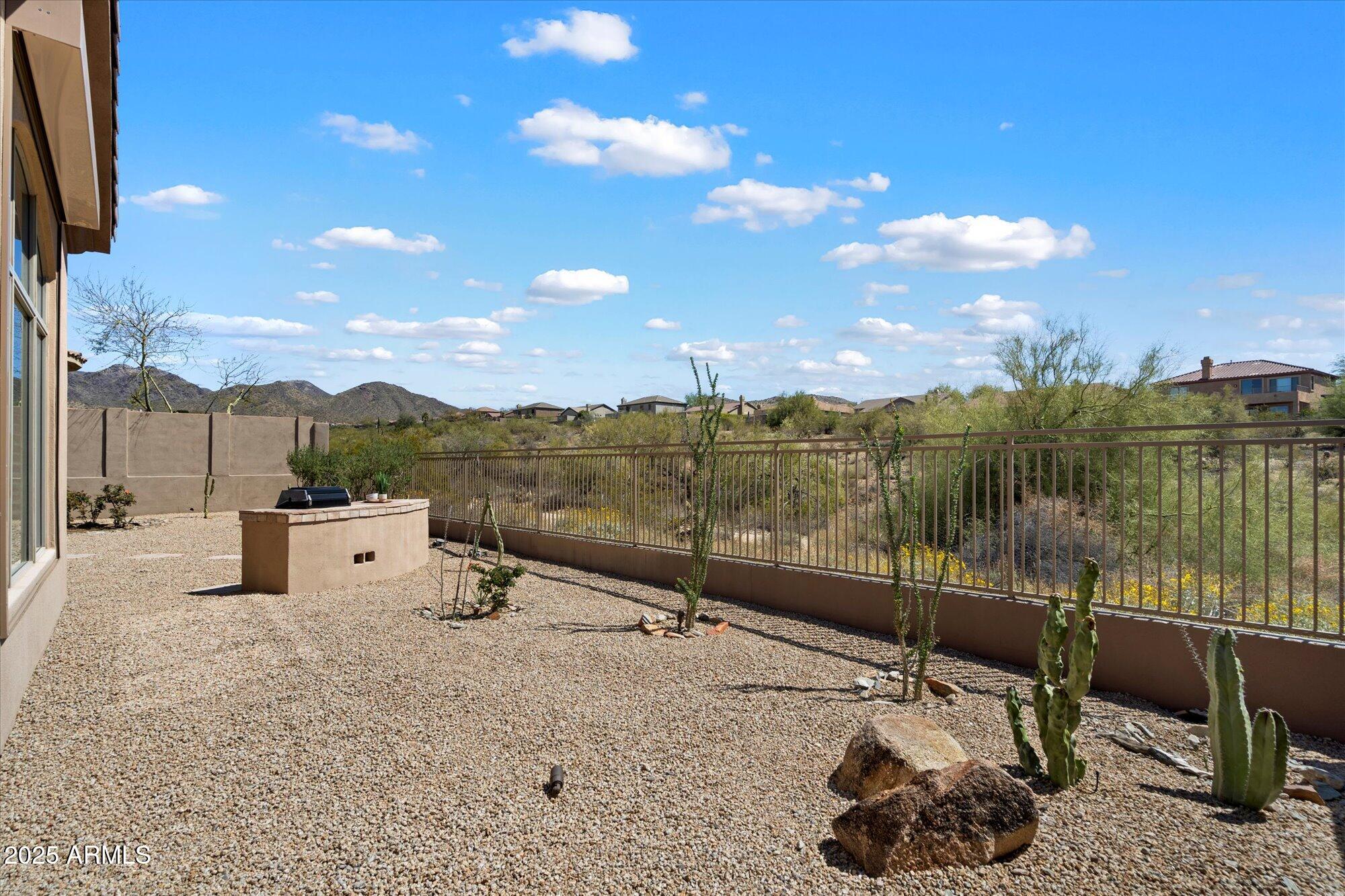 10613 E BLANCHE Drive