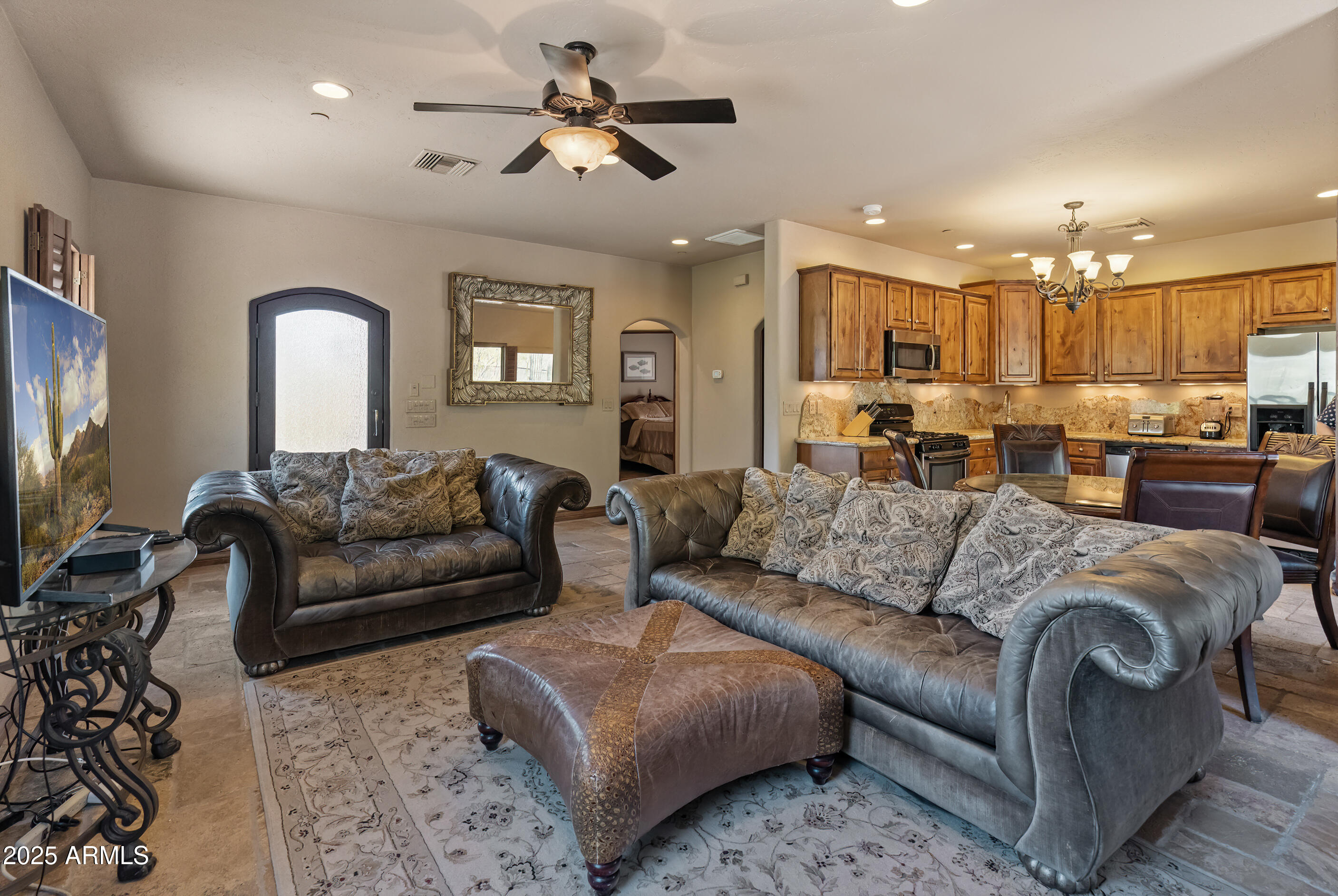 11550 E Paradise Lane