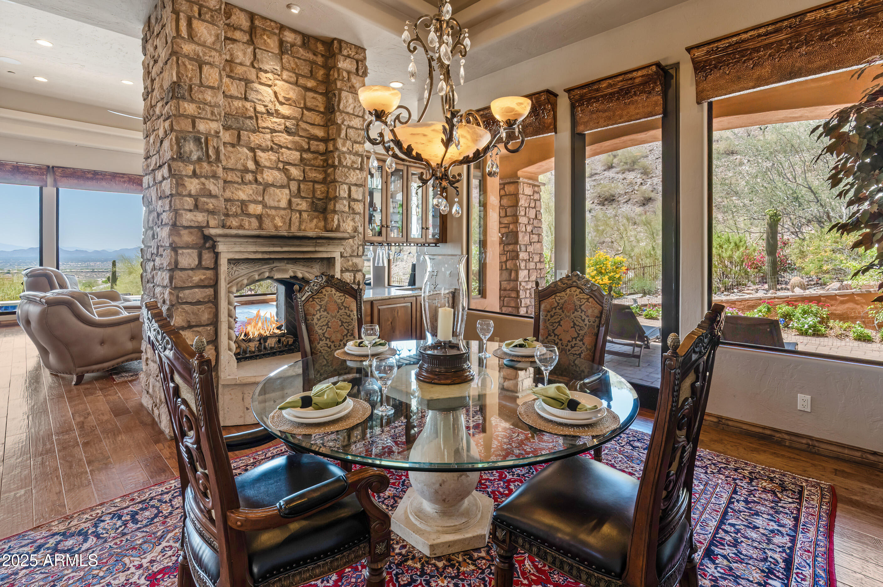 11550 E Paradise Lane