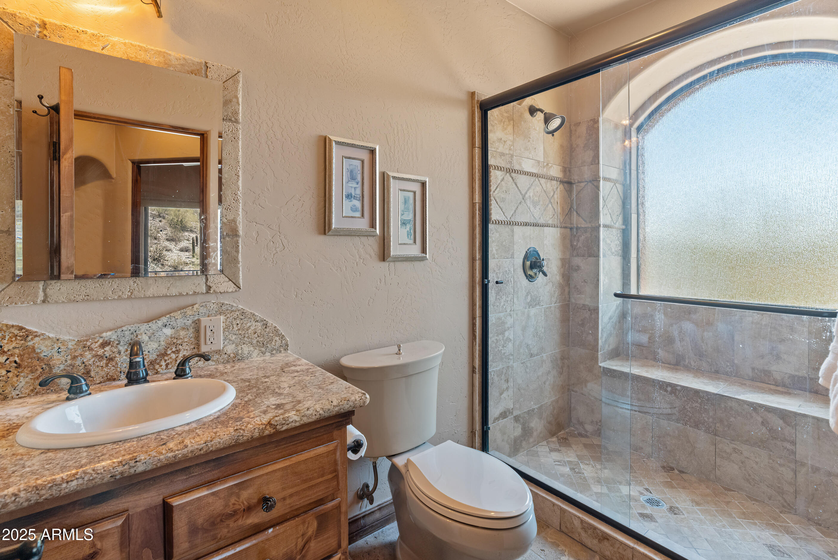 11550 E Paradise Lane