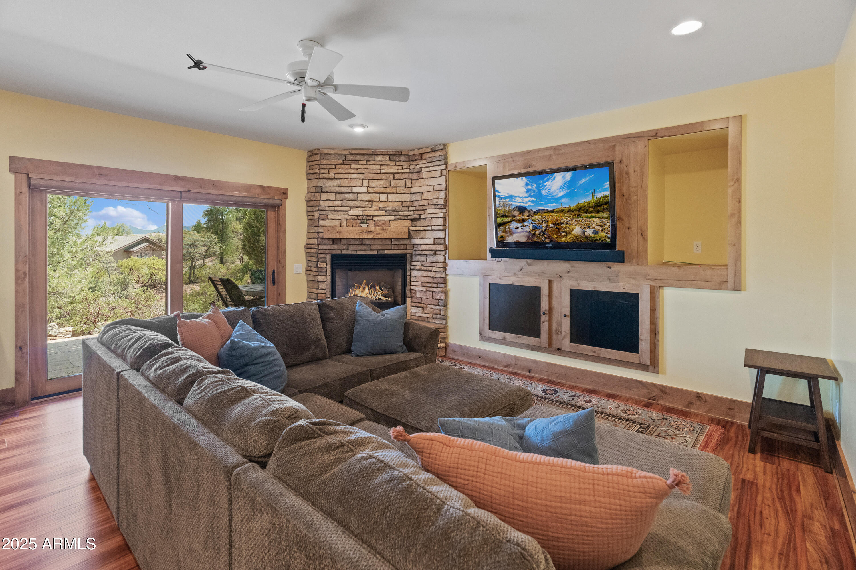 2601 E GOLDEN ASTER Circle