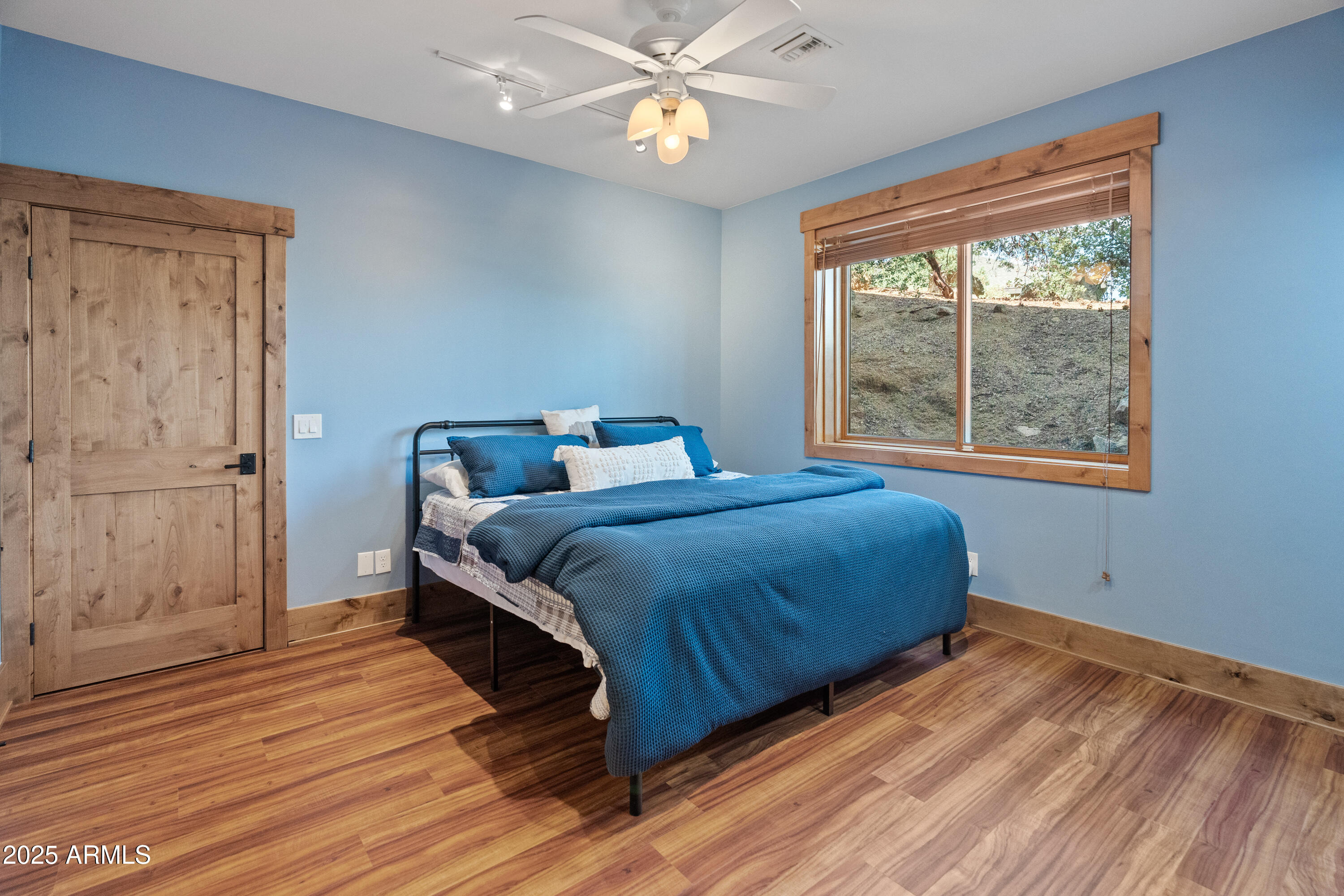 2601 E GOLDEN ASTER Circle