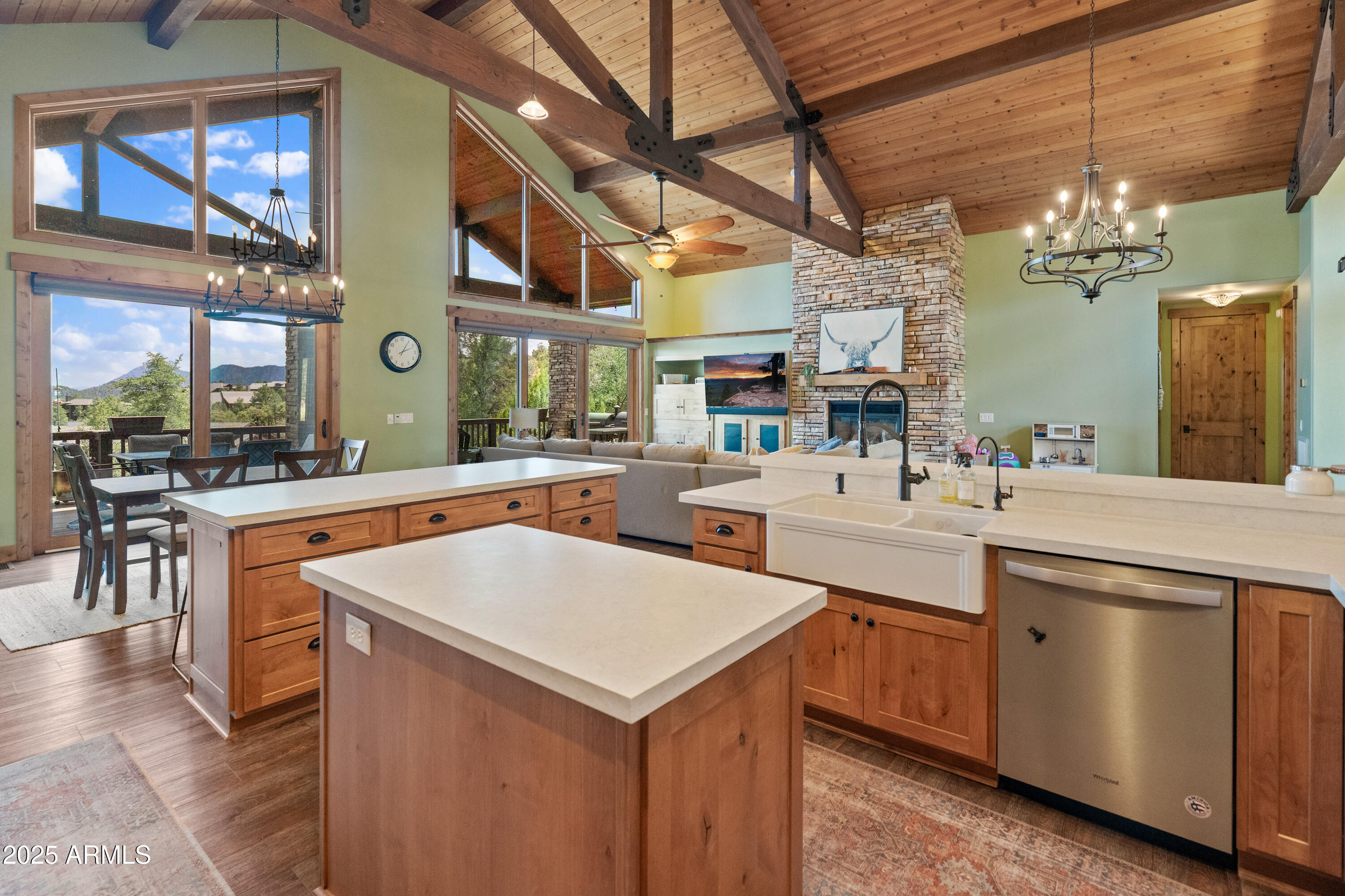 2601 E GOLDEN ASTER Circle