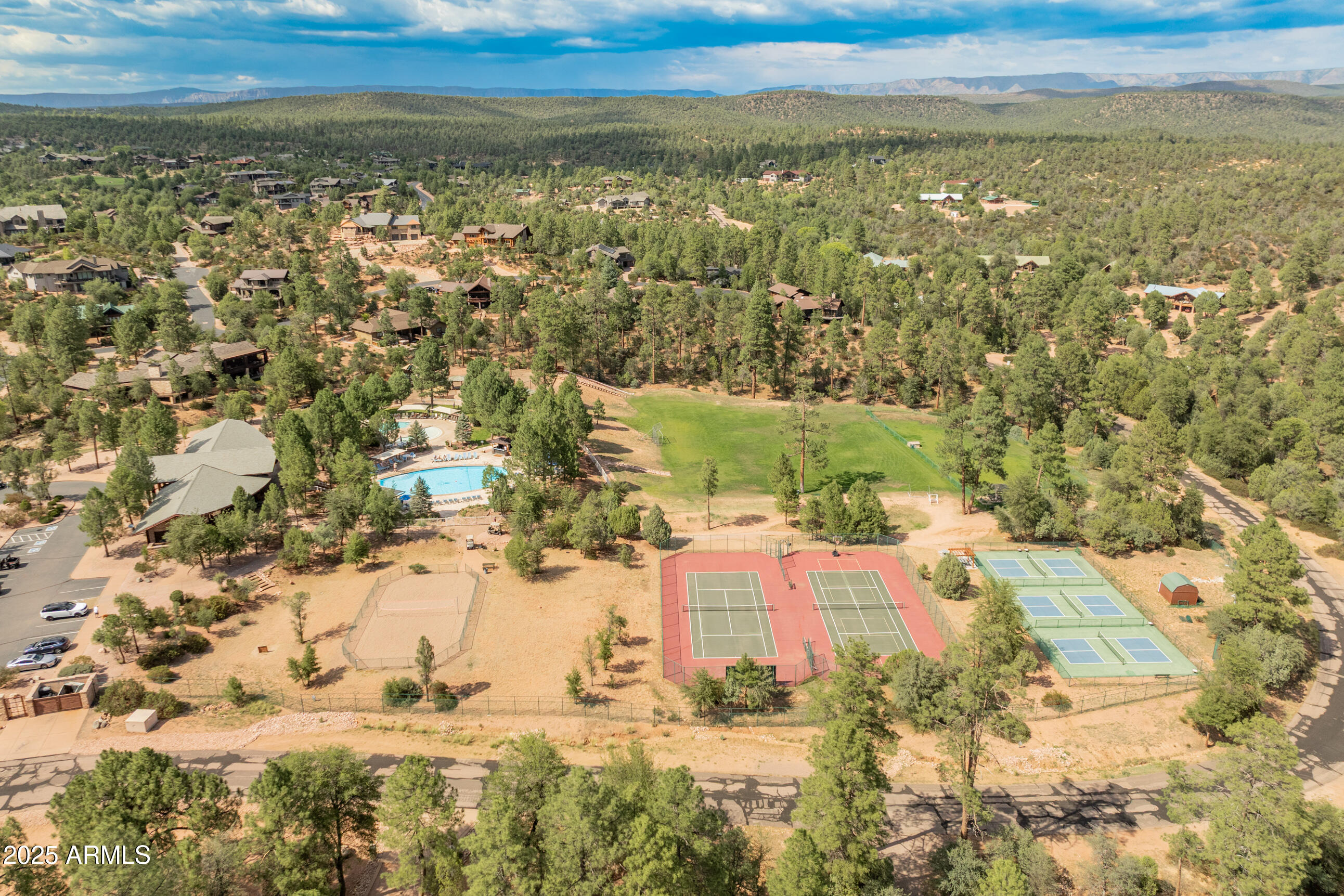 2601 E GOLDEN ASTER Circle