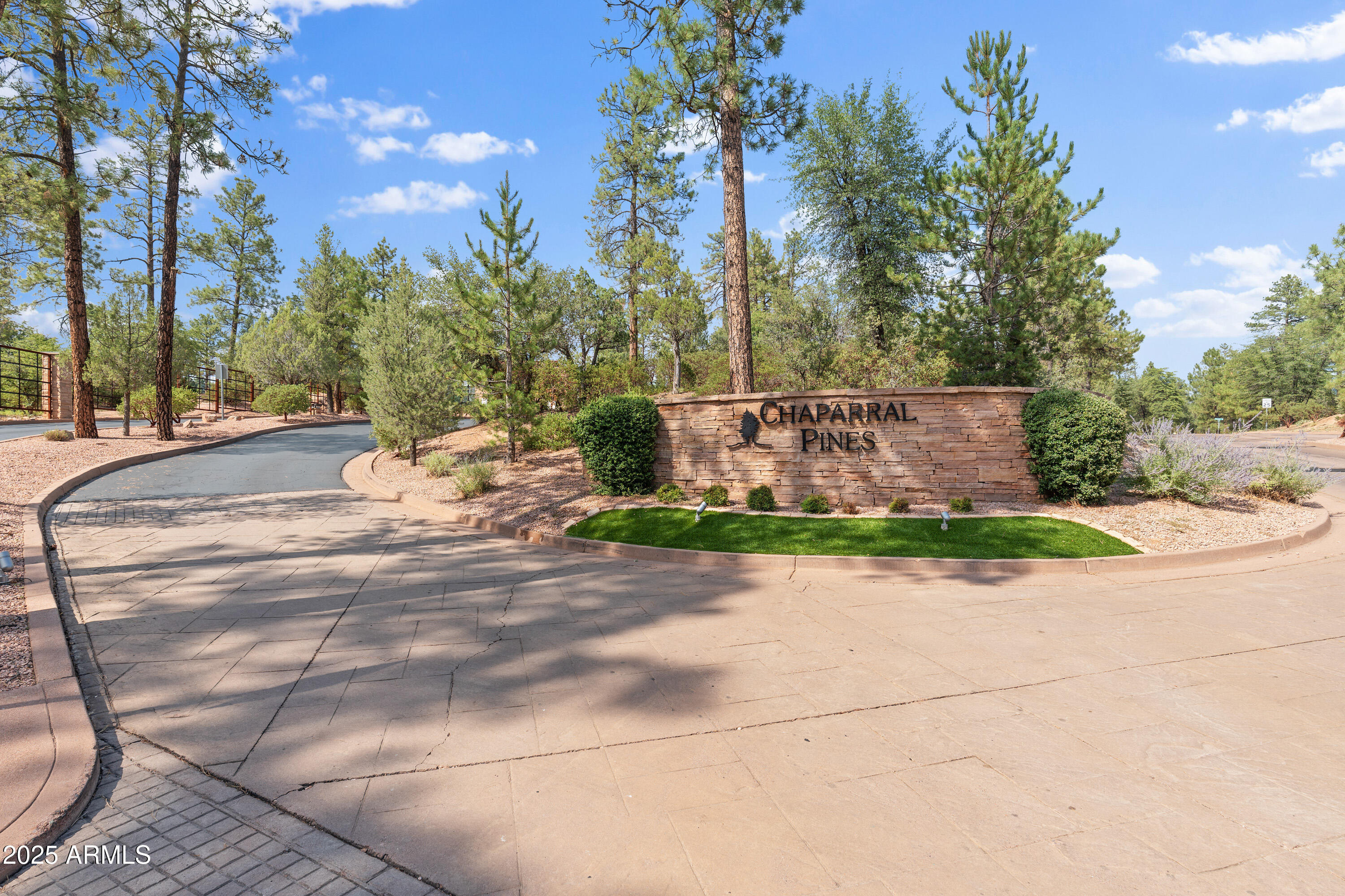 2601 E GOLDEN ASTER Circle