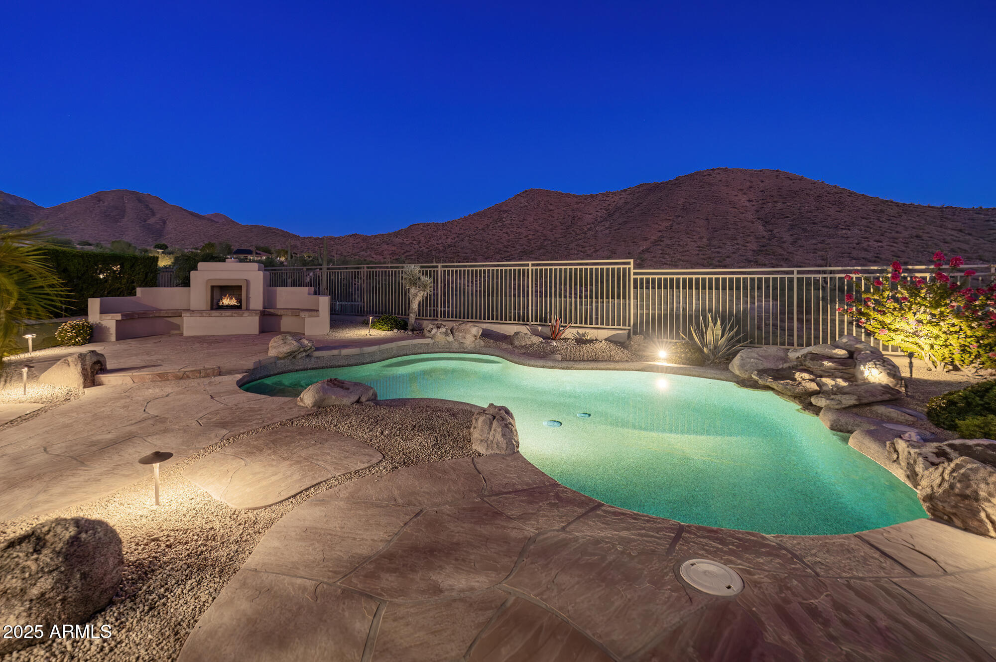 11139 E WINCHCOMB Drive