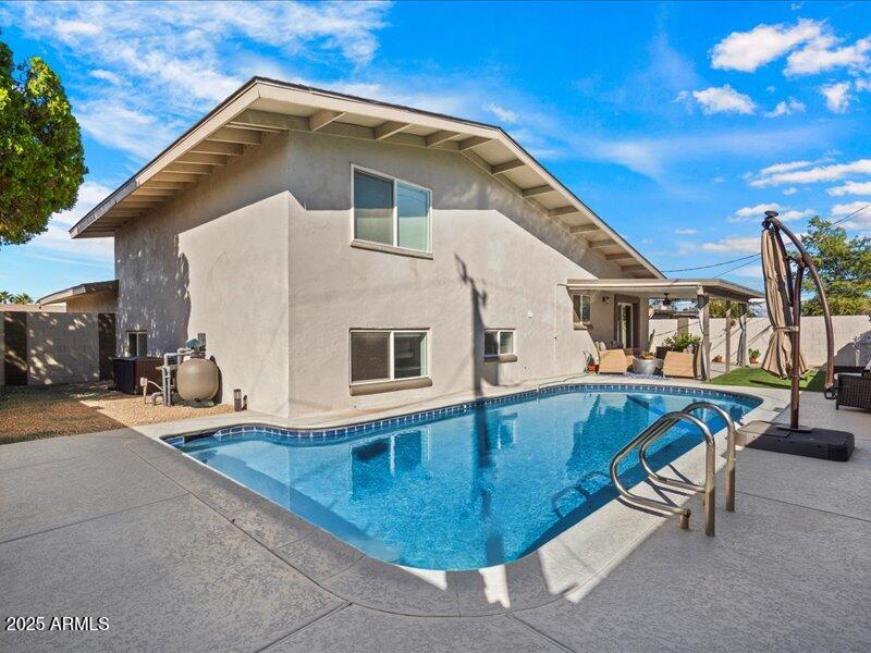 3929 E MERCER Lane, Phoenix