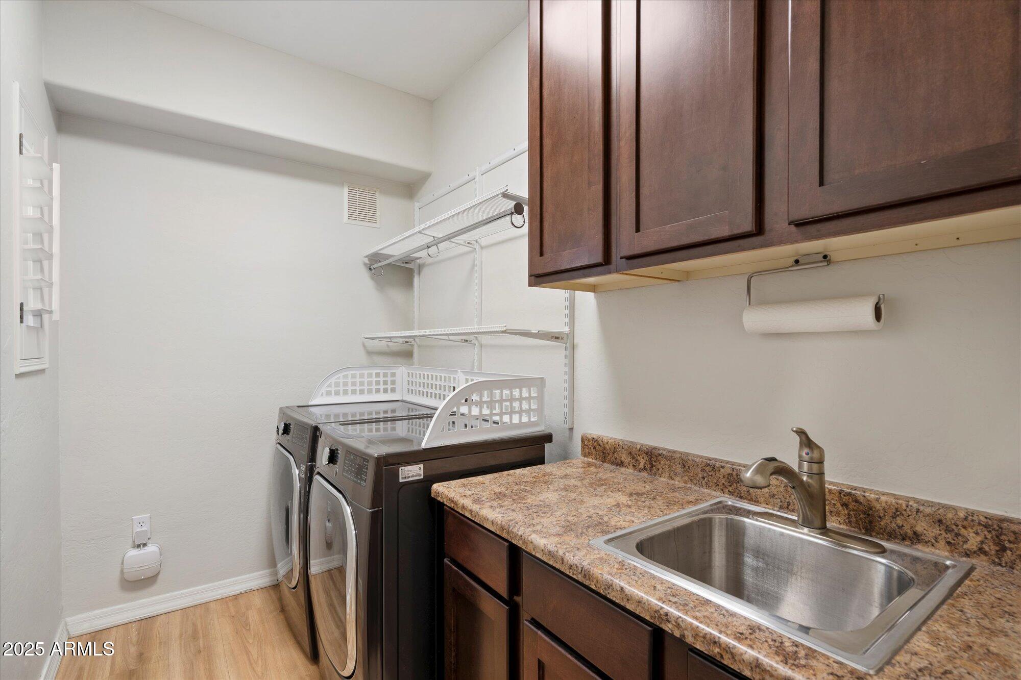 3935 E Rough Rider Road 1034