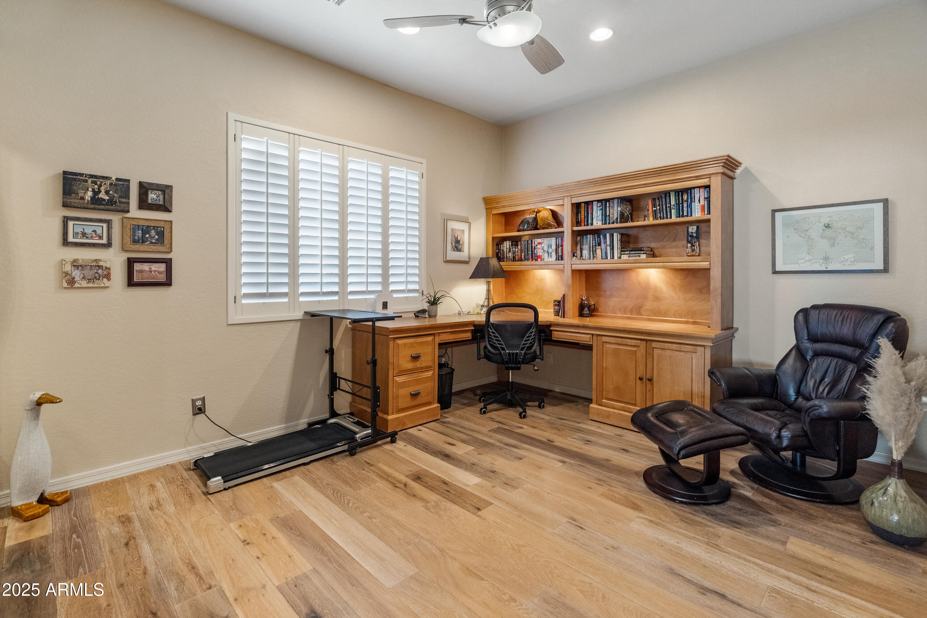 10999 E WINCHCOMB Drive