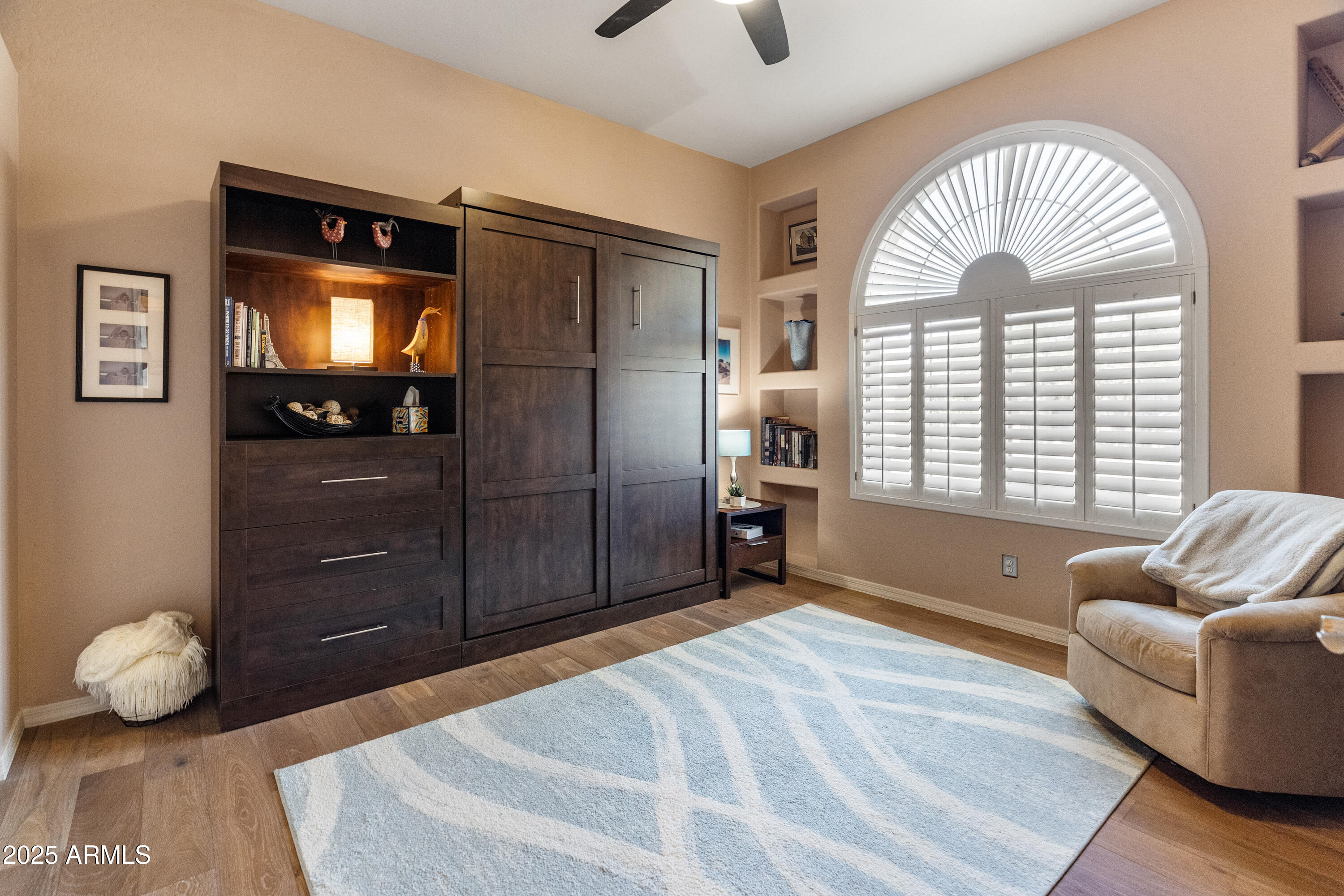 10999 E WINCHCOMB Drive