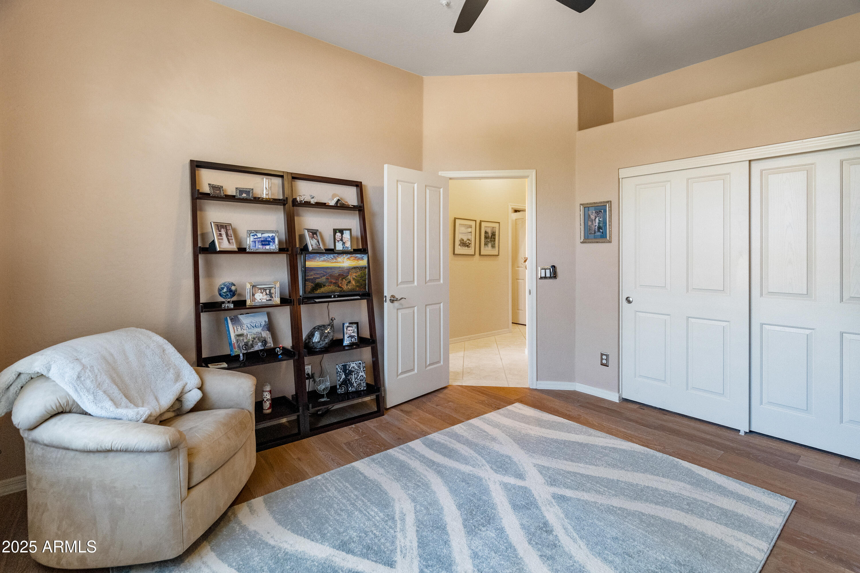 10999 E WINCHCOMB Drive