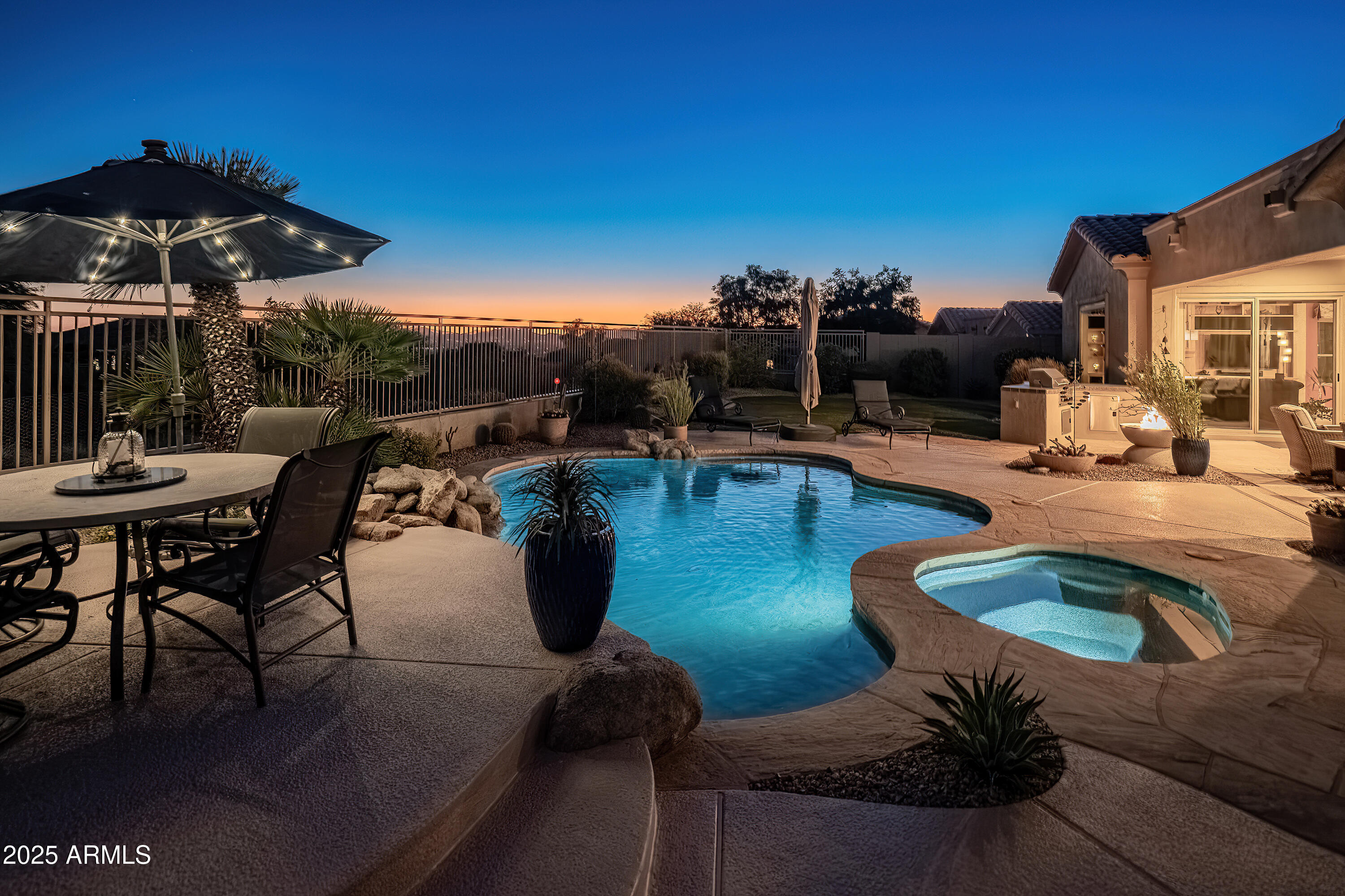 10999 E WINCHCOMB Drive