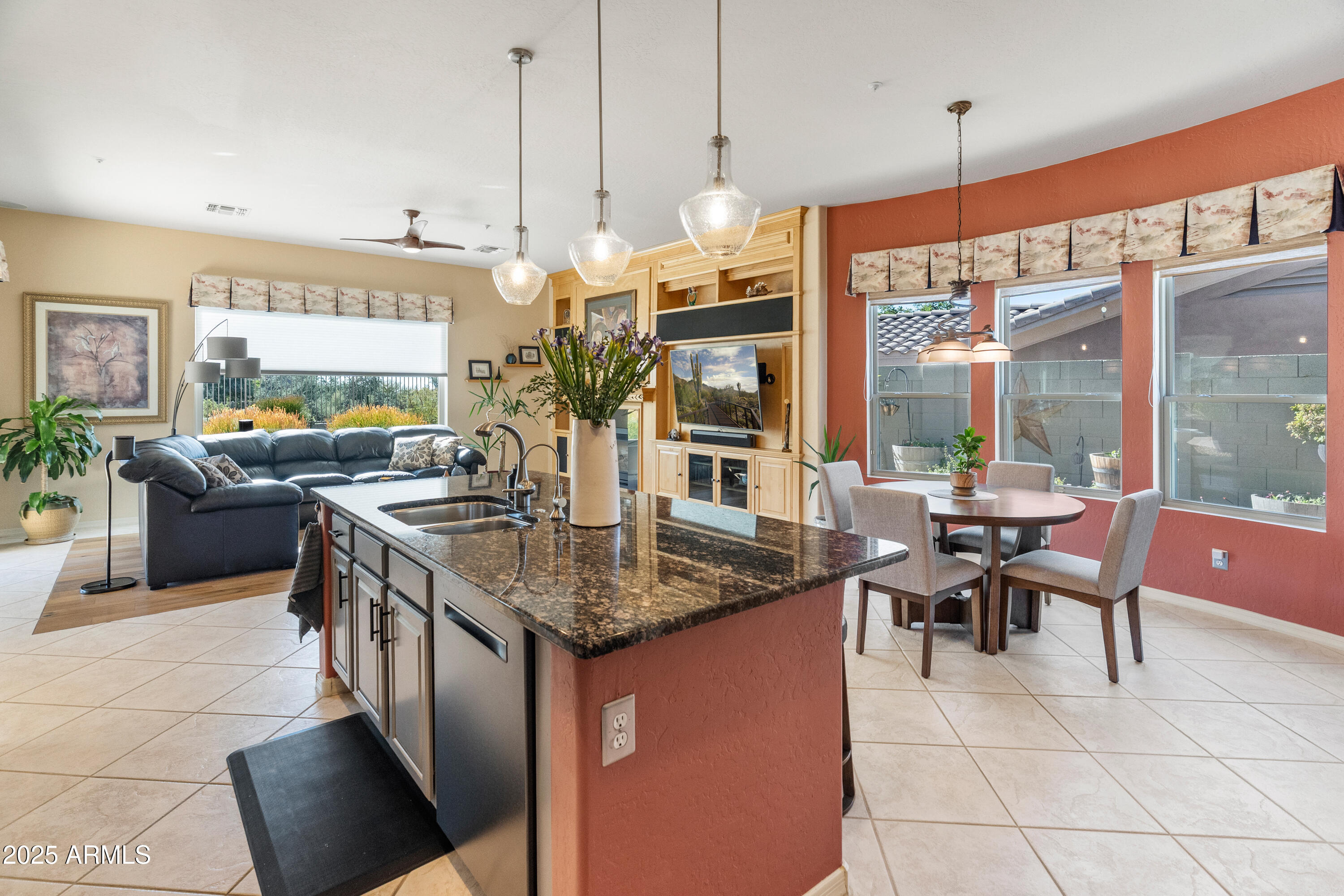 10999 E WINCHCOMB Drive