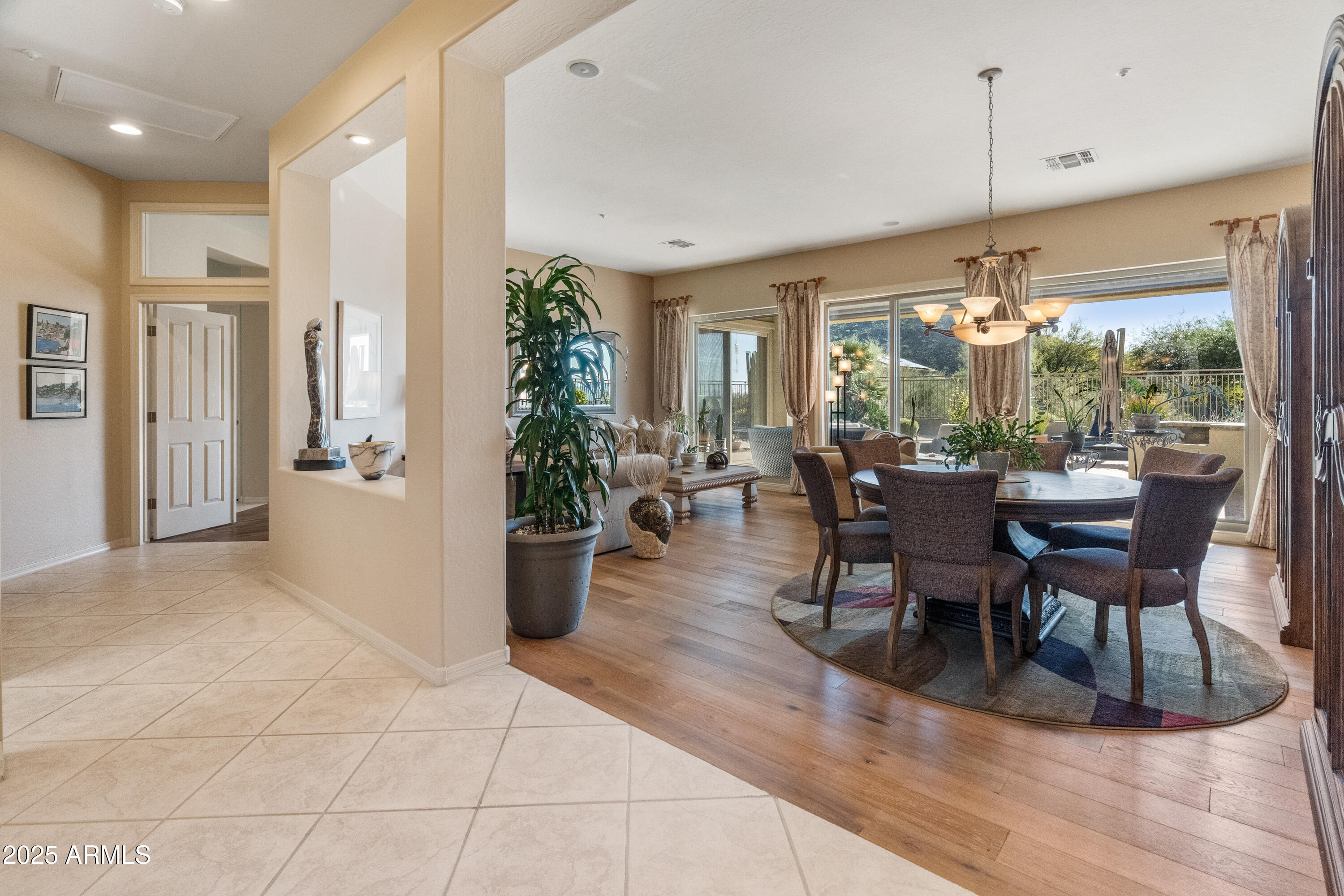 10999 E WINCHCOMB Drive