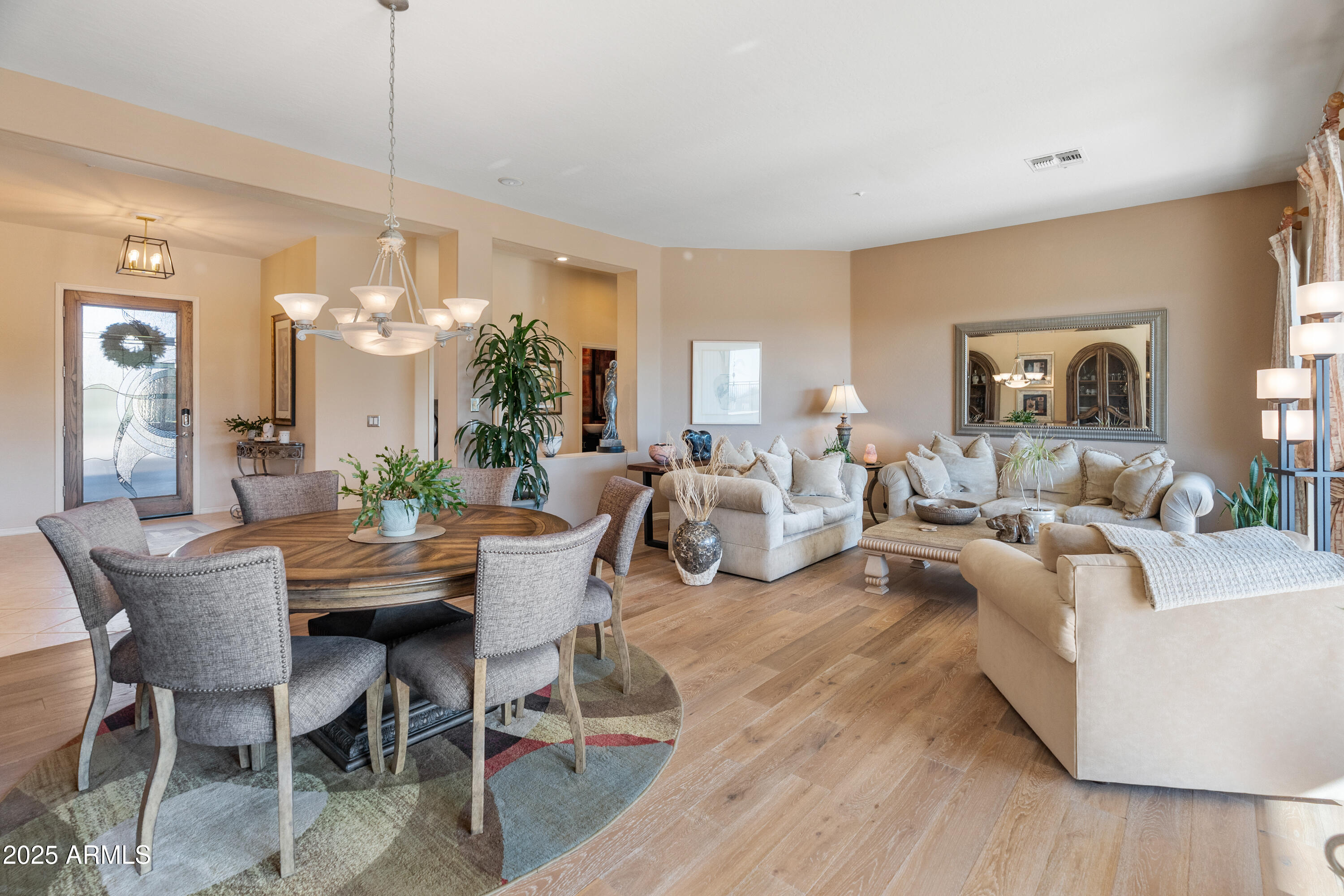 10999 E WINCHCOMB Drive