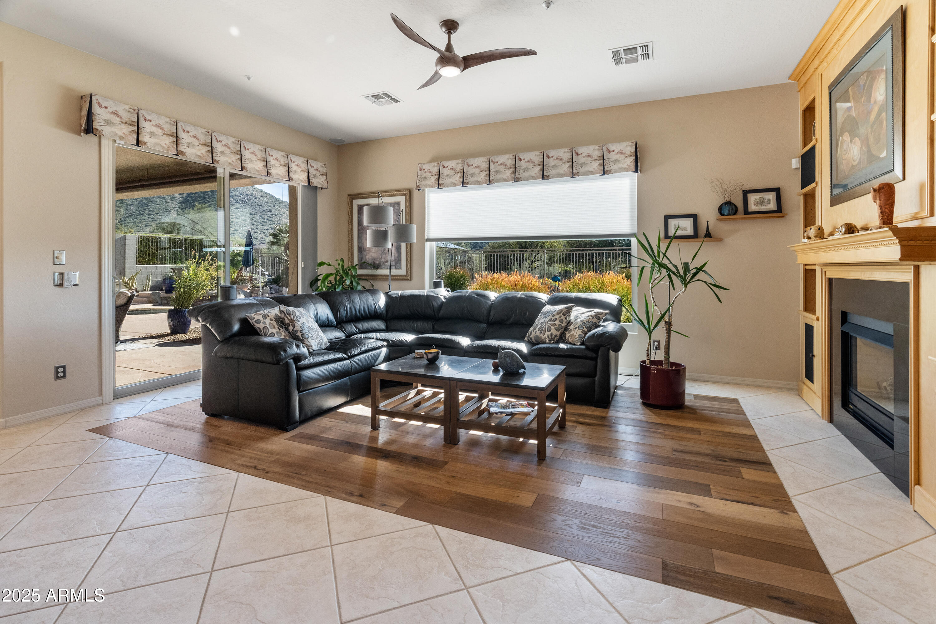 10999 E WINCHCOMB Drive