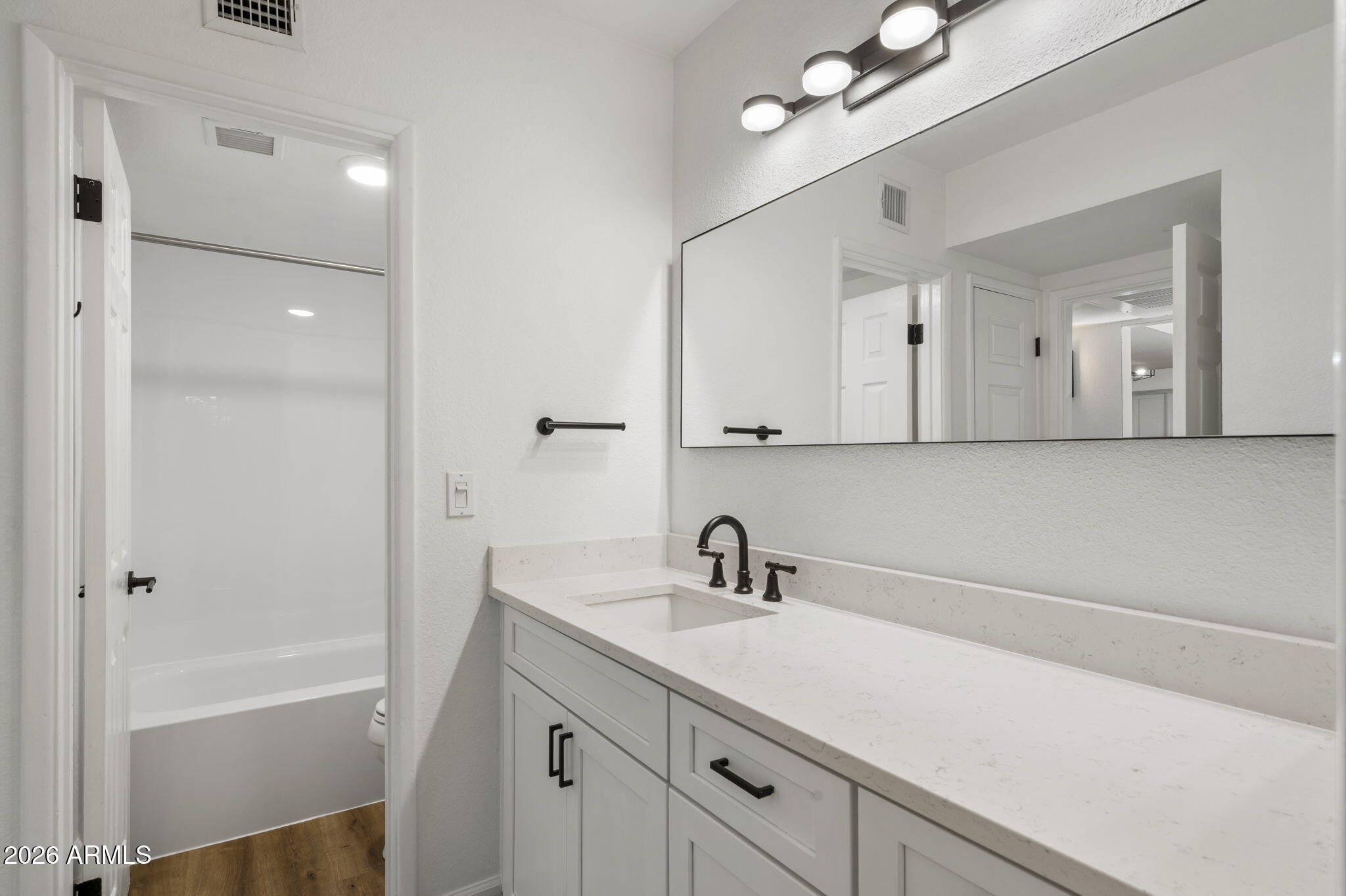 4554 E PARADISE VILLAGE Parkway N 203