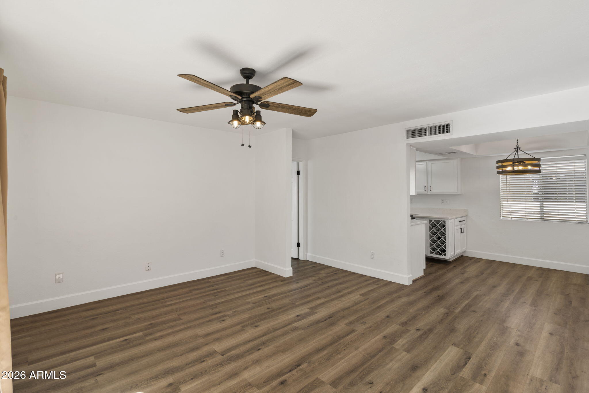 4554 E PARADISE VILLAGE Parkway N 203