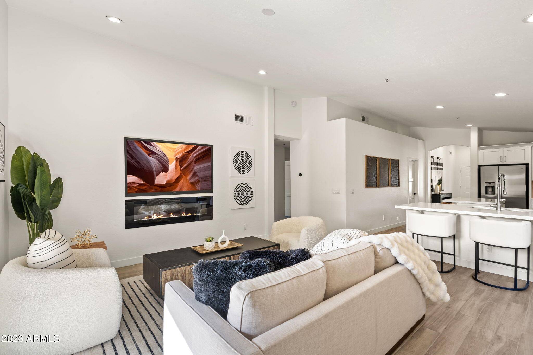 10389 E RAINTREE Drive