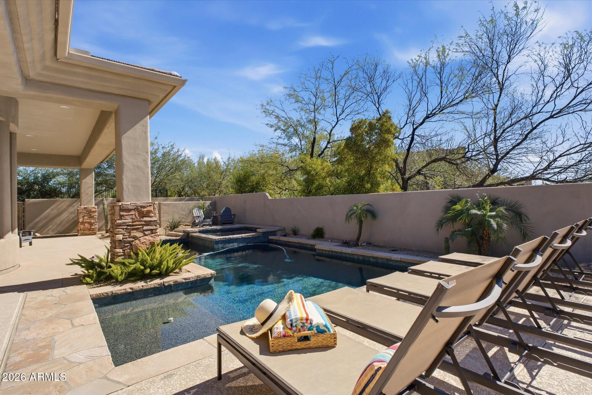 10907 E VIA DONA Road