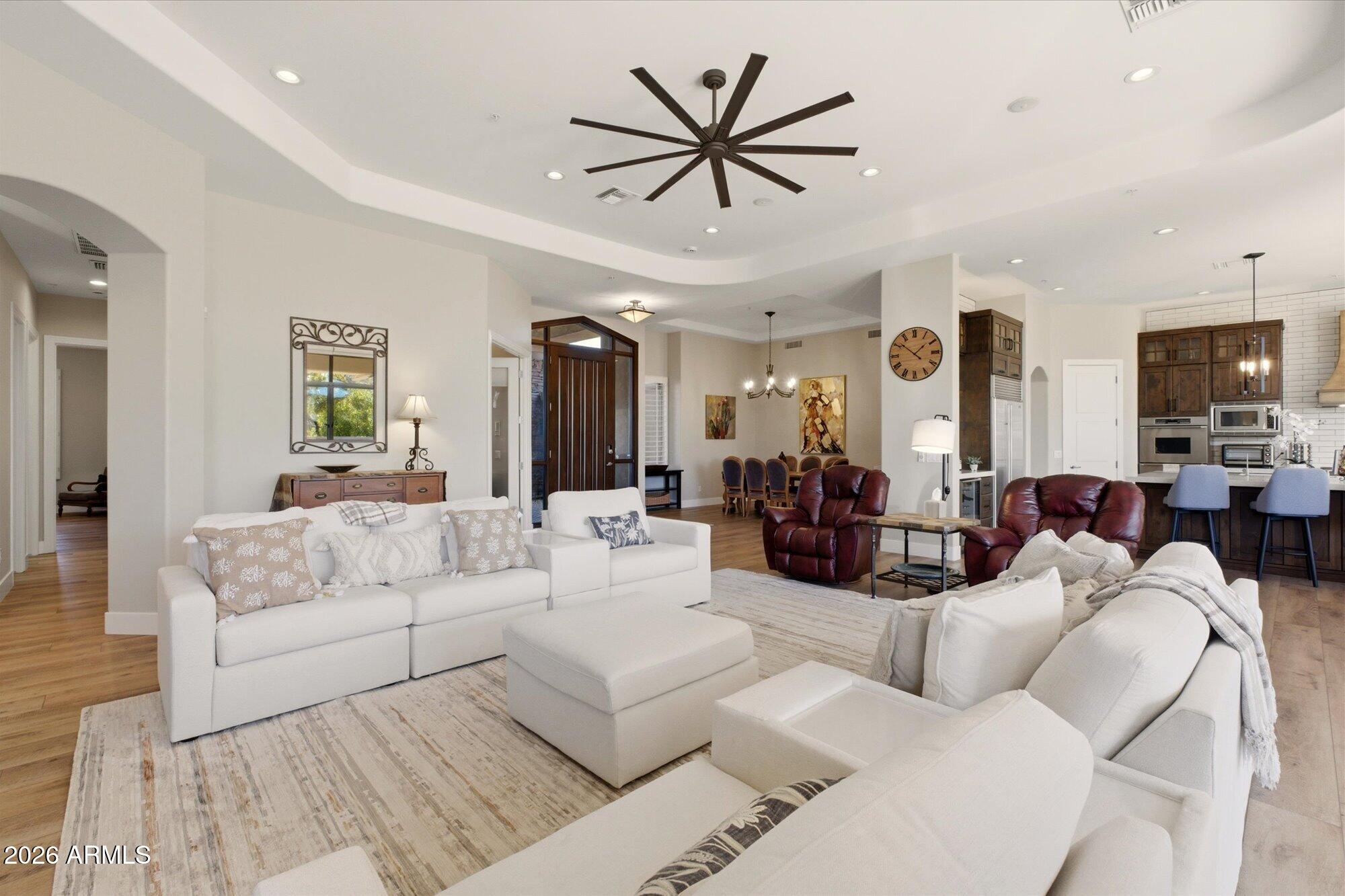 10907 E VIA DONA Road