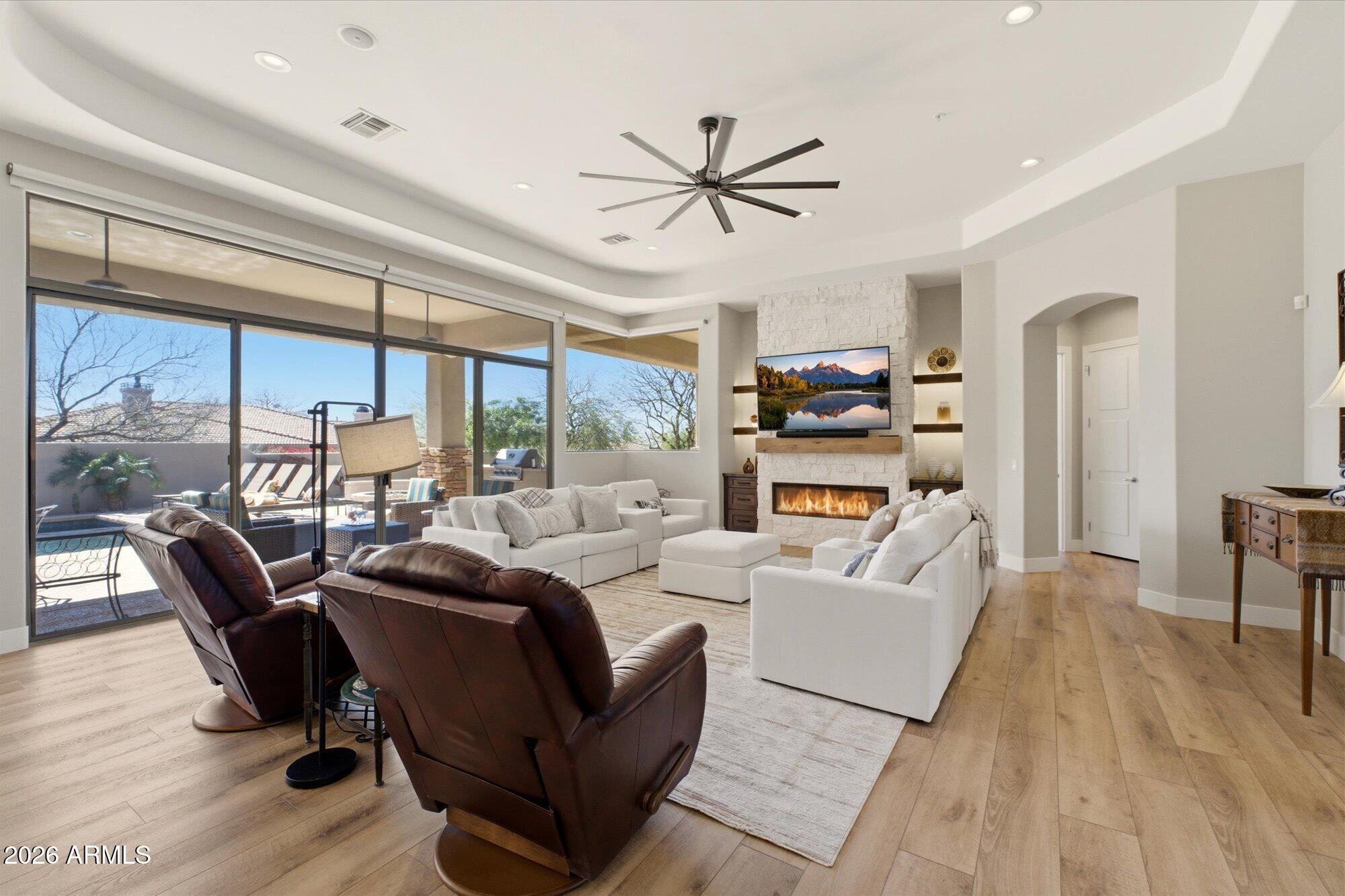 10907 E VIA DONA Road