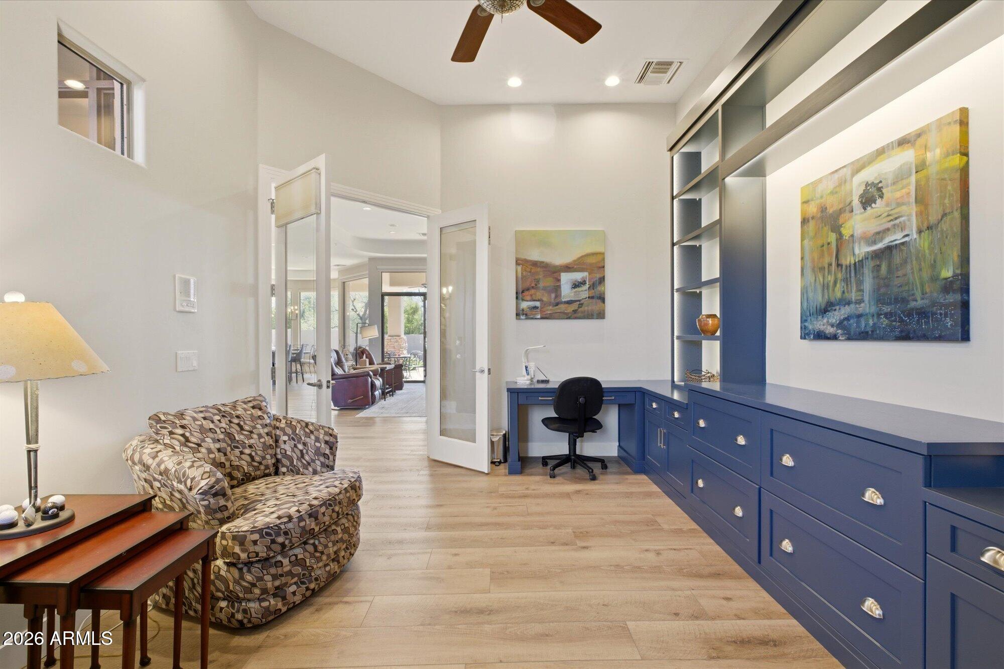 10907 E VIA DONA Road