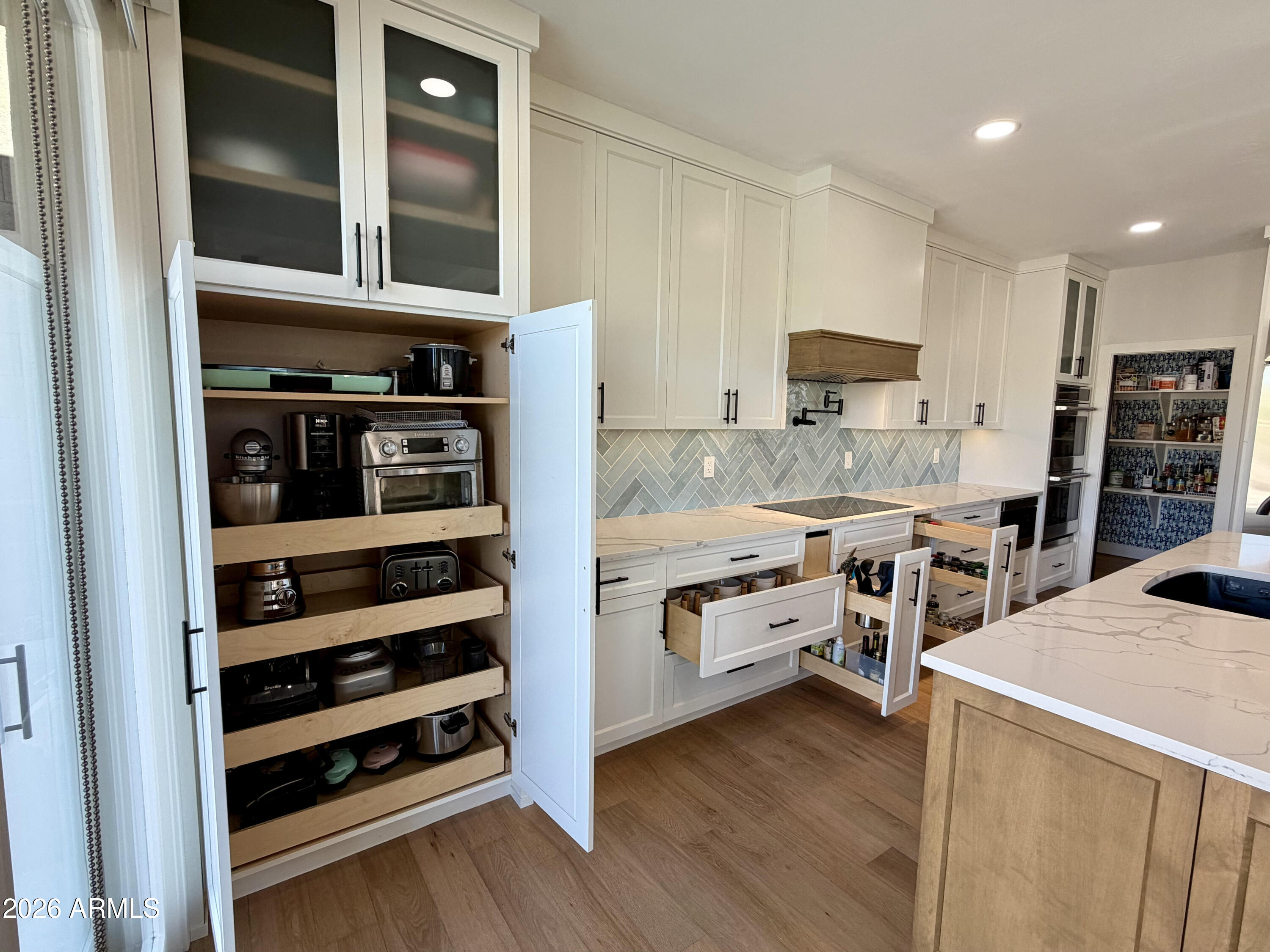 10652 E Acacia Drive