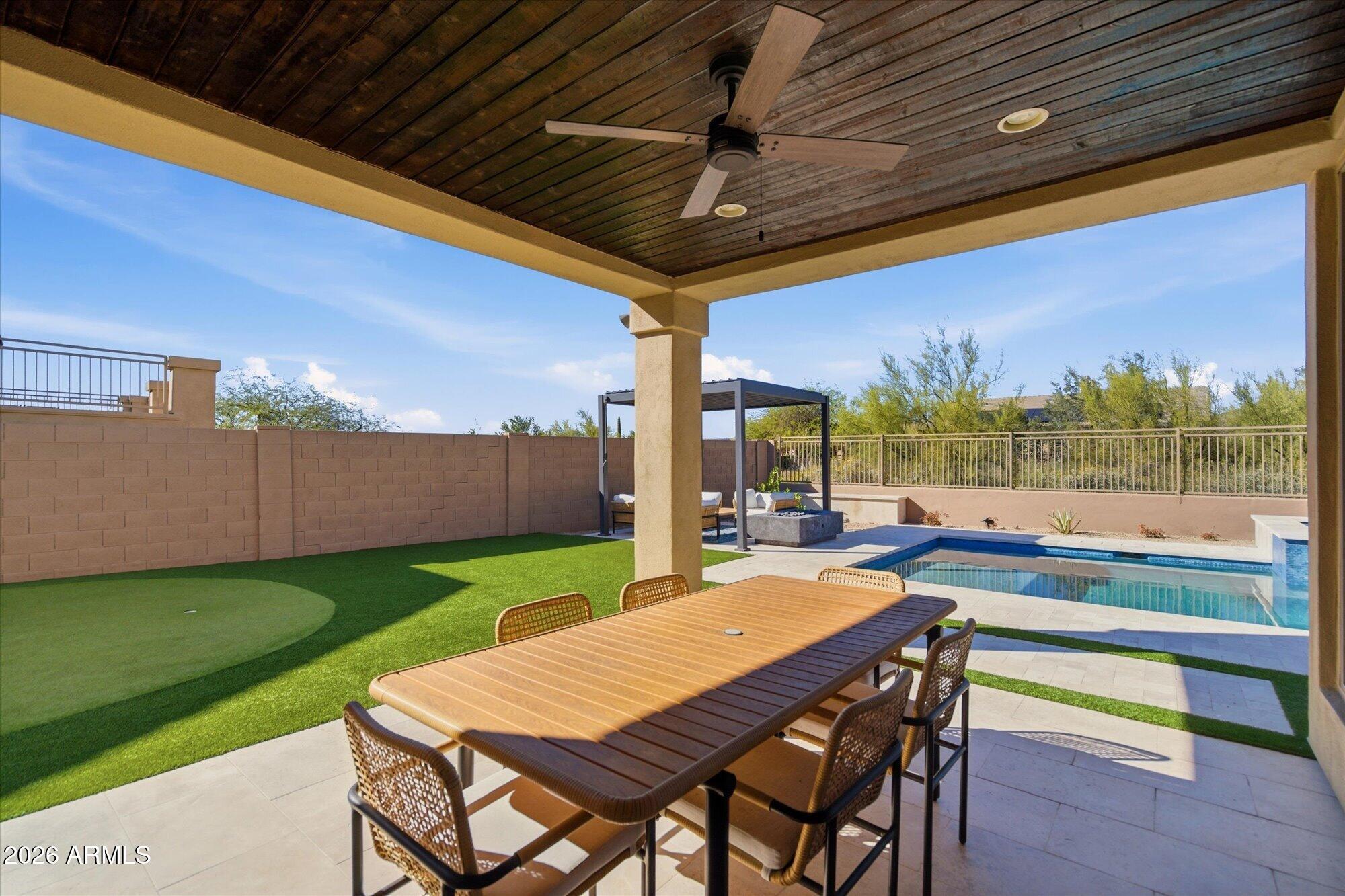 10652 E Acacia Drive