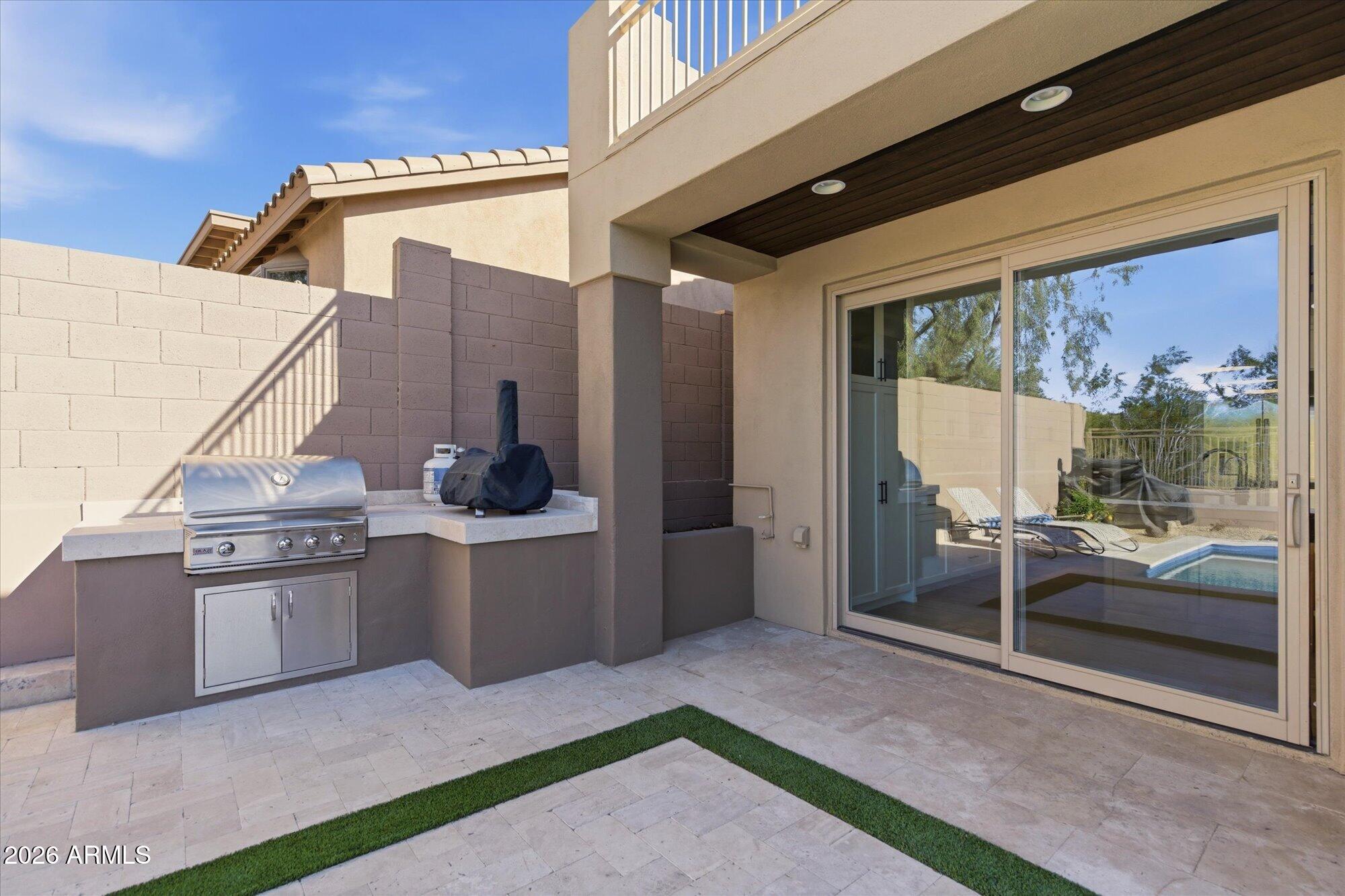 10652 E Acacia Drive