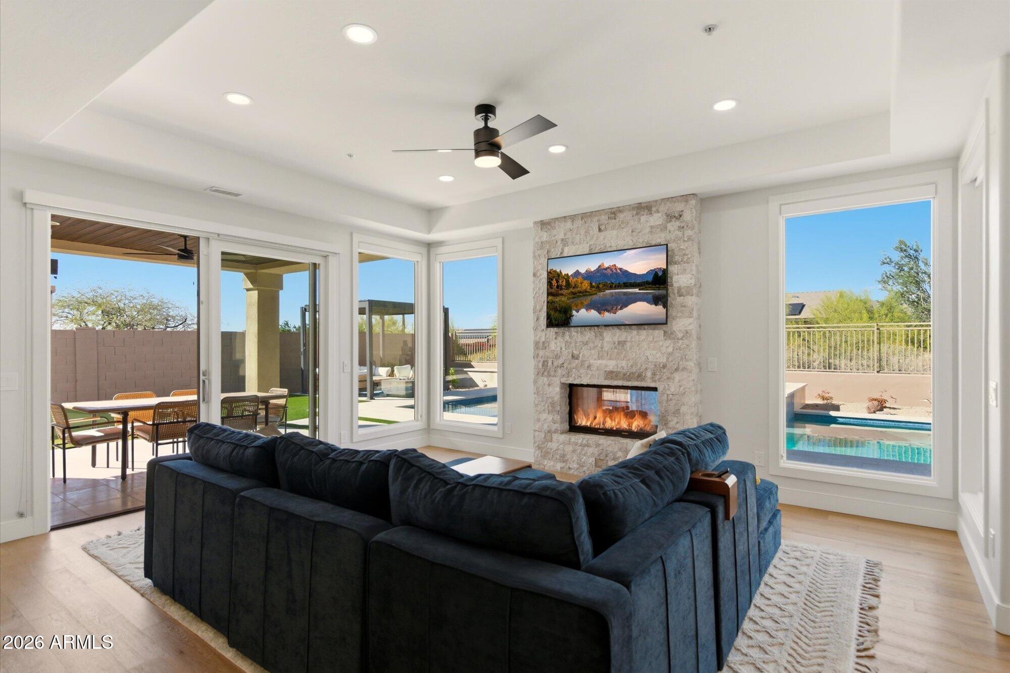 10652 E Acacia Drive