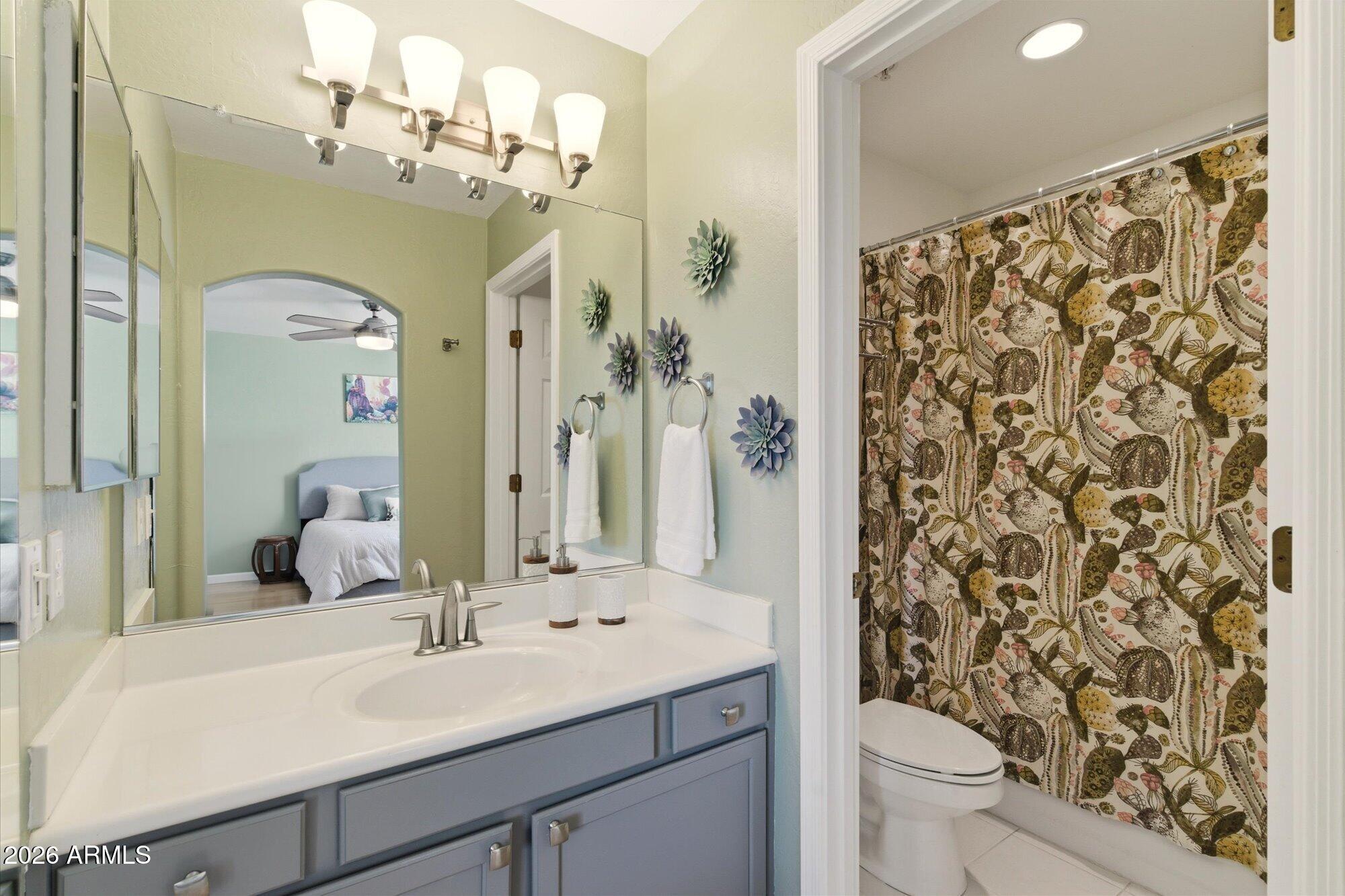 10652 E Acacia Drive