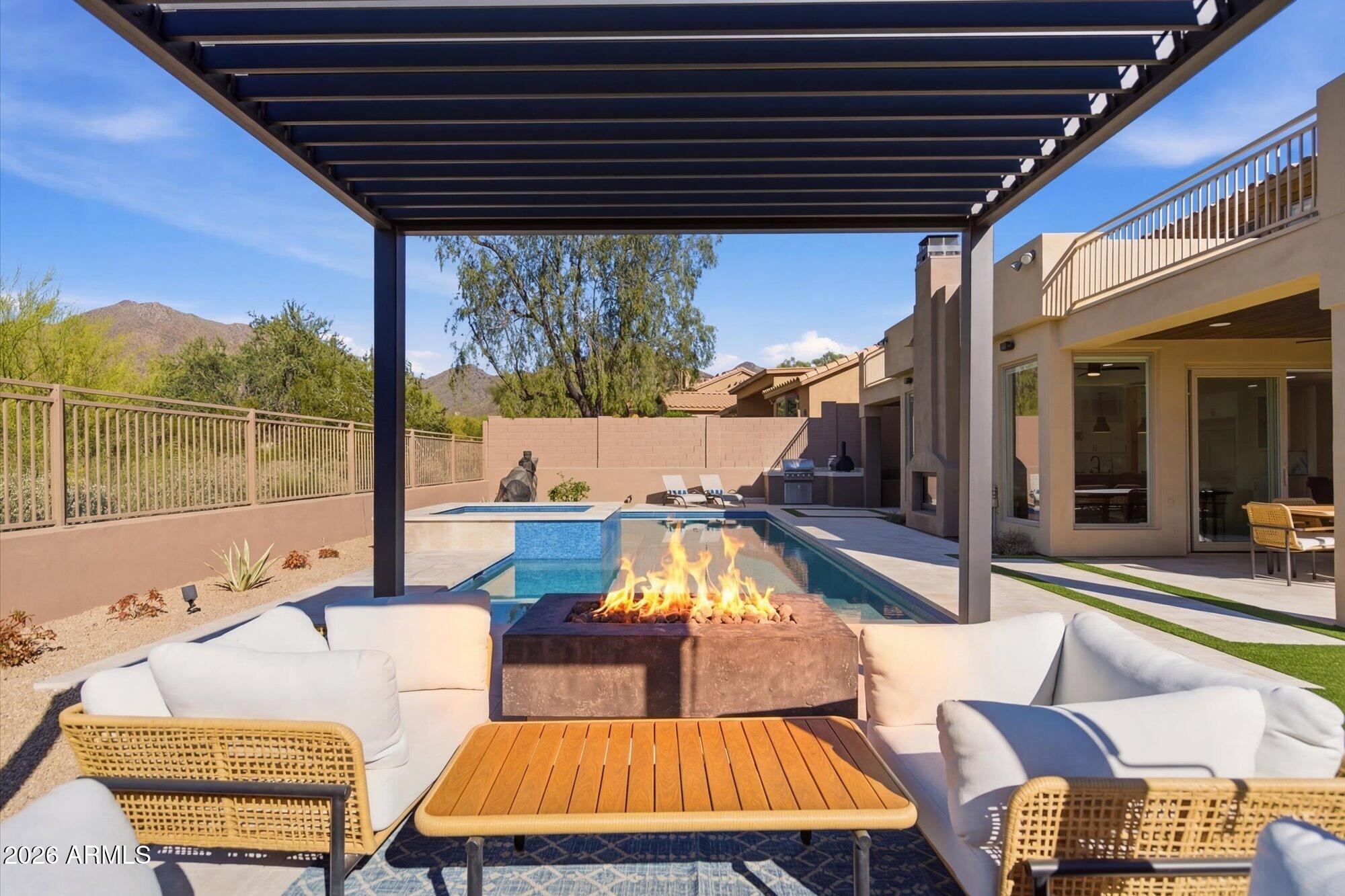 10652 E Acacia Drive