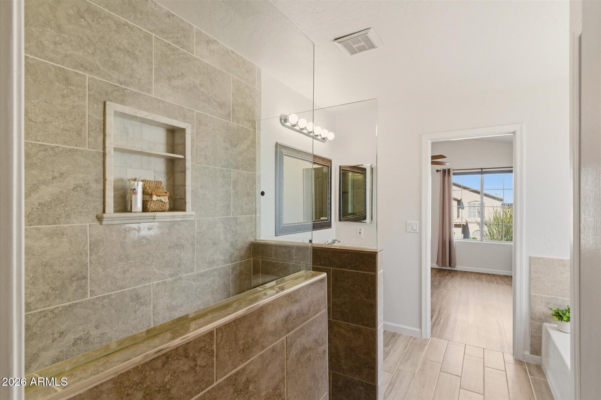 1723 E Blackhawk Drive E