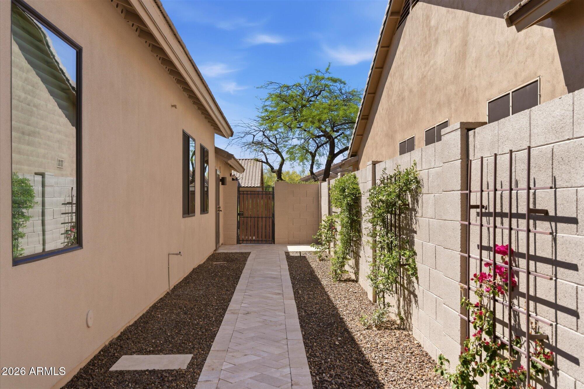 10525 E FIREWHEEL Drive